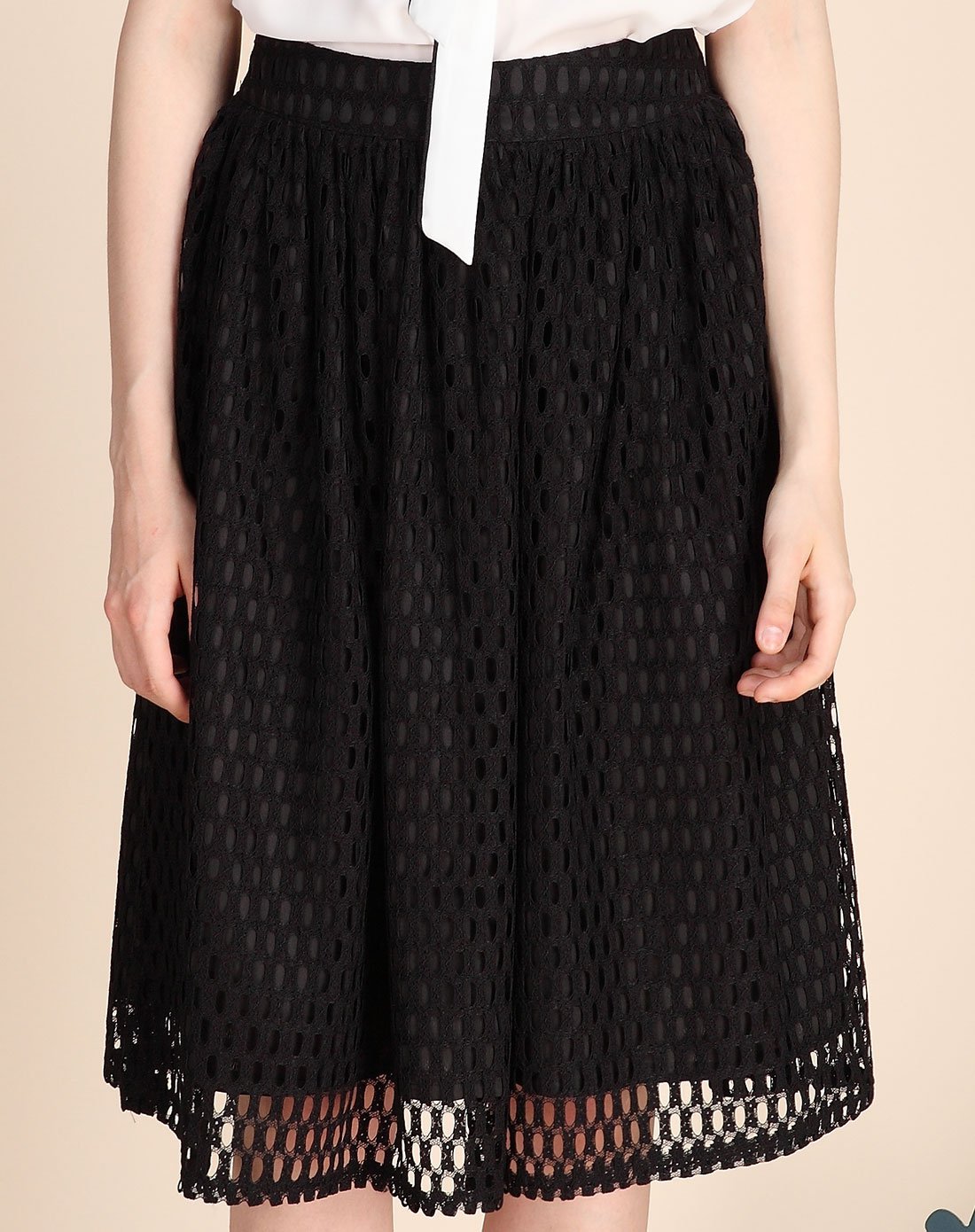 黑色蕾丝时尚半裙