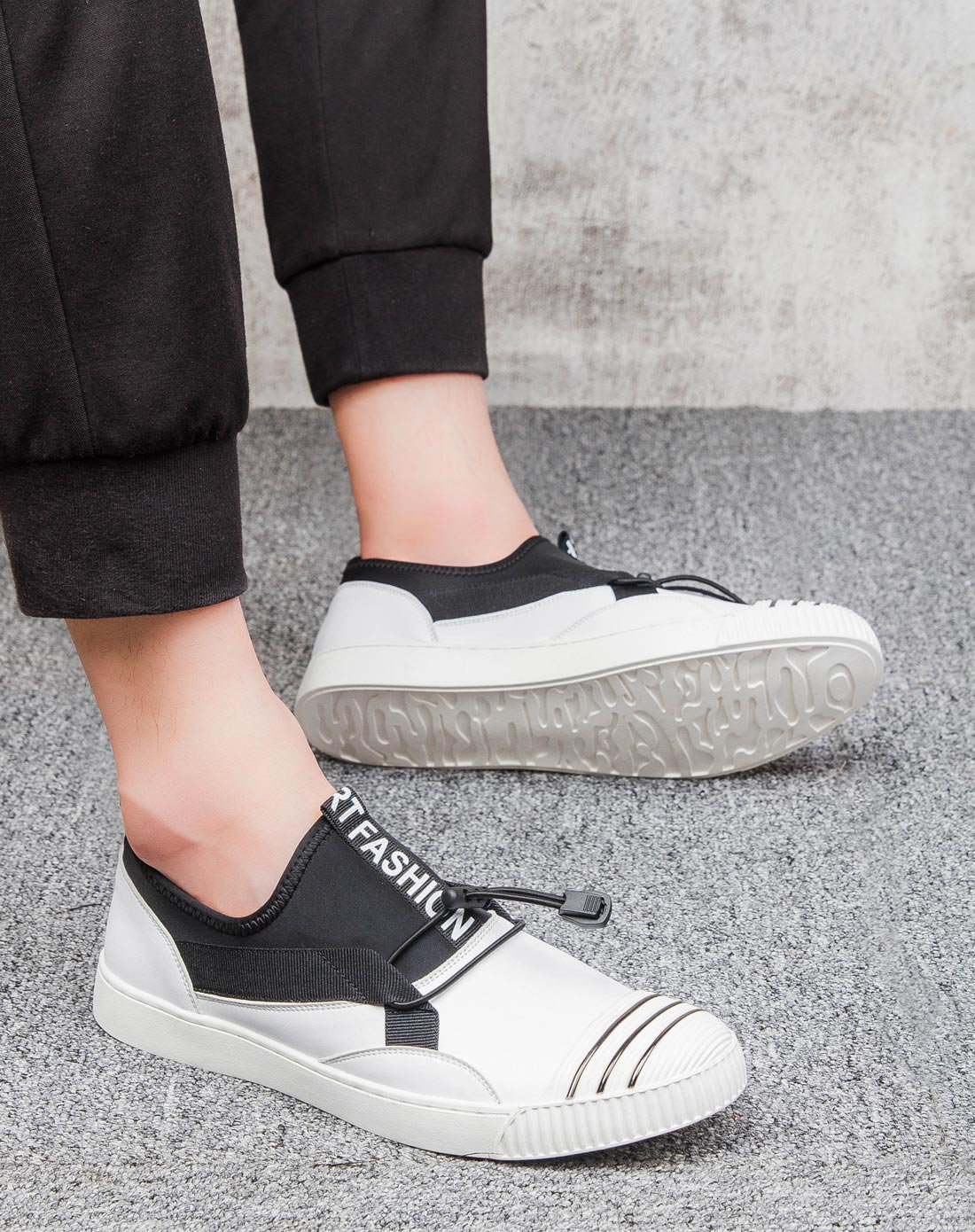 拼接轻便男鞋 舒适松紧带套脚板鞋