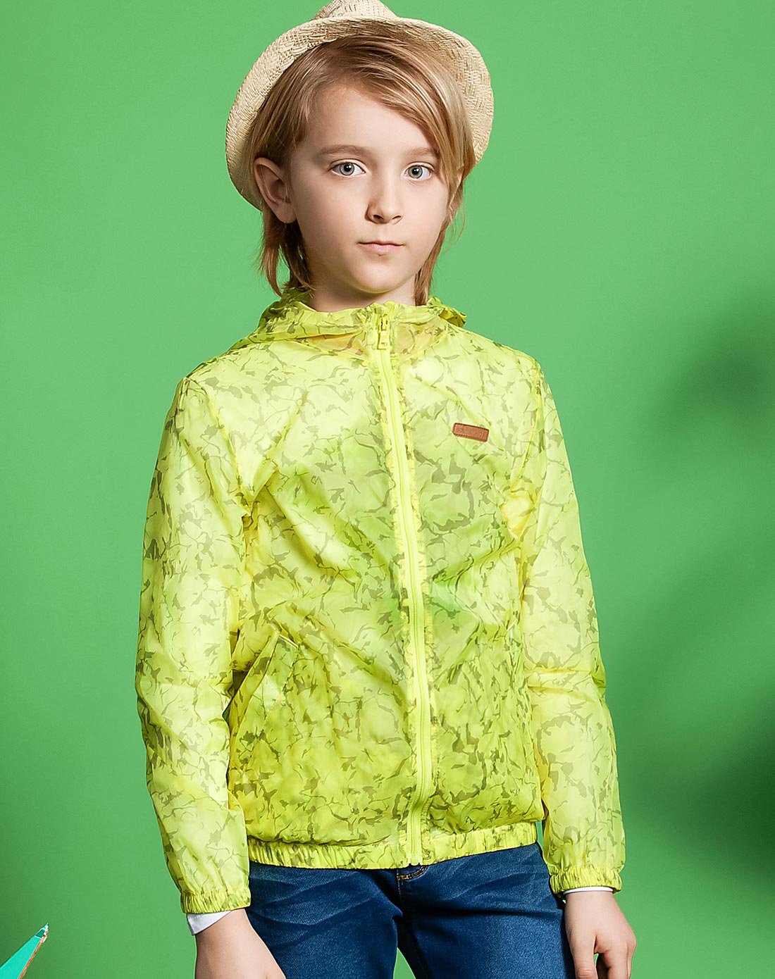 水孩儿童装男大童风衣超薄超轻外套