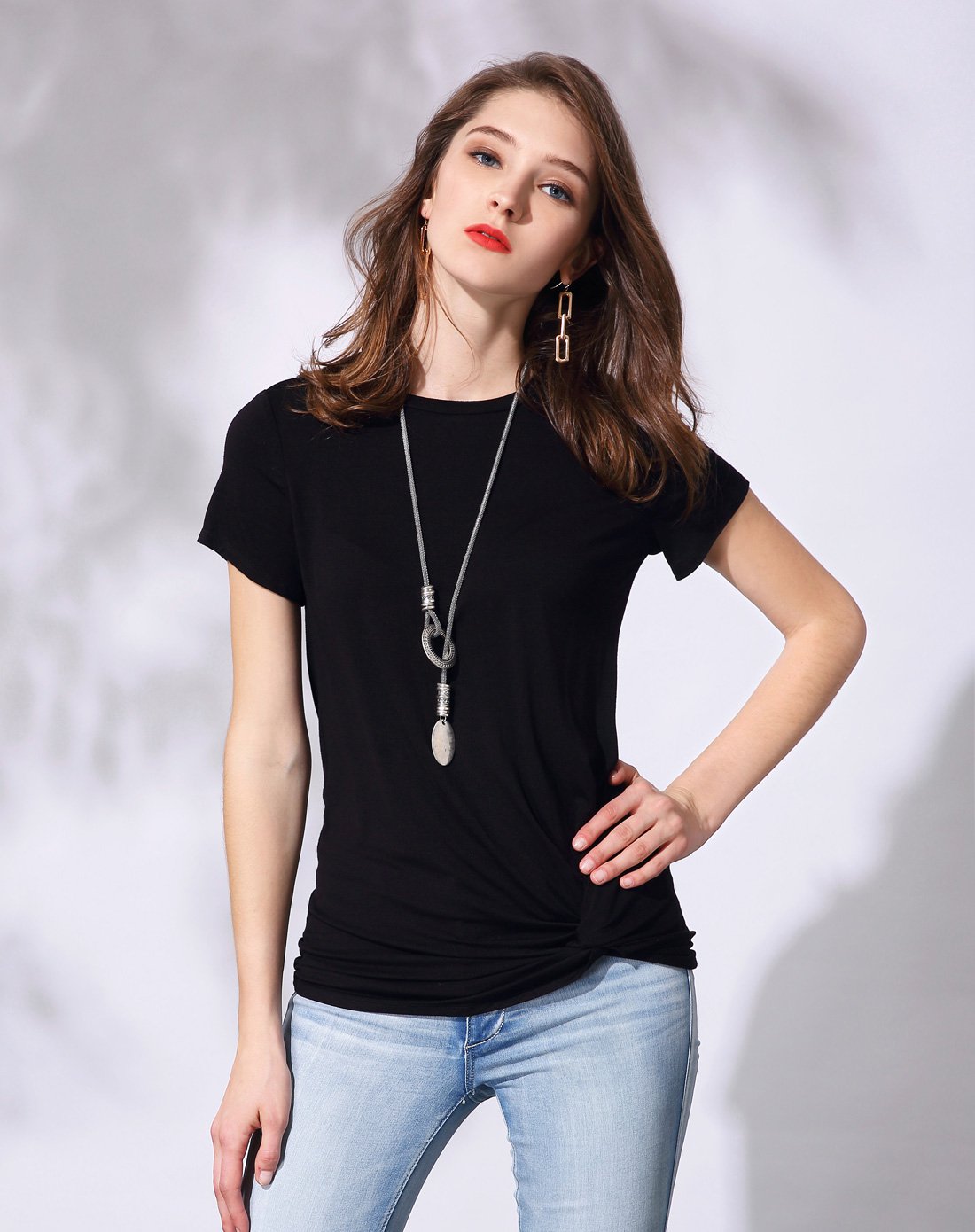 女装简约休闲圆领短袖针织t恤