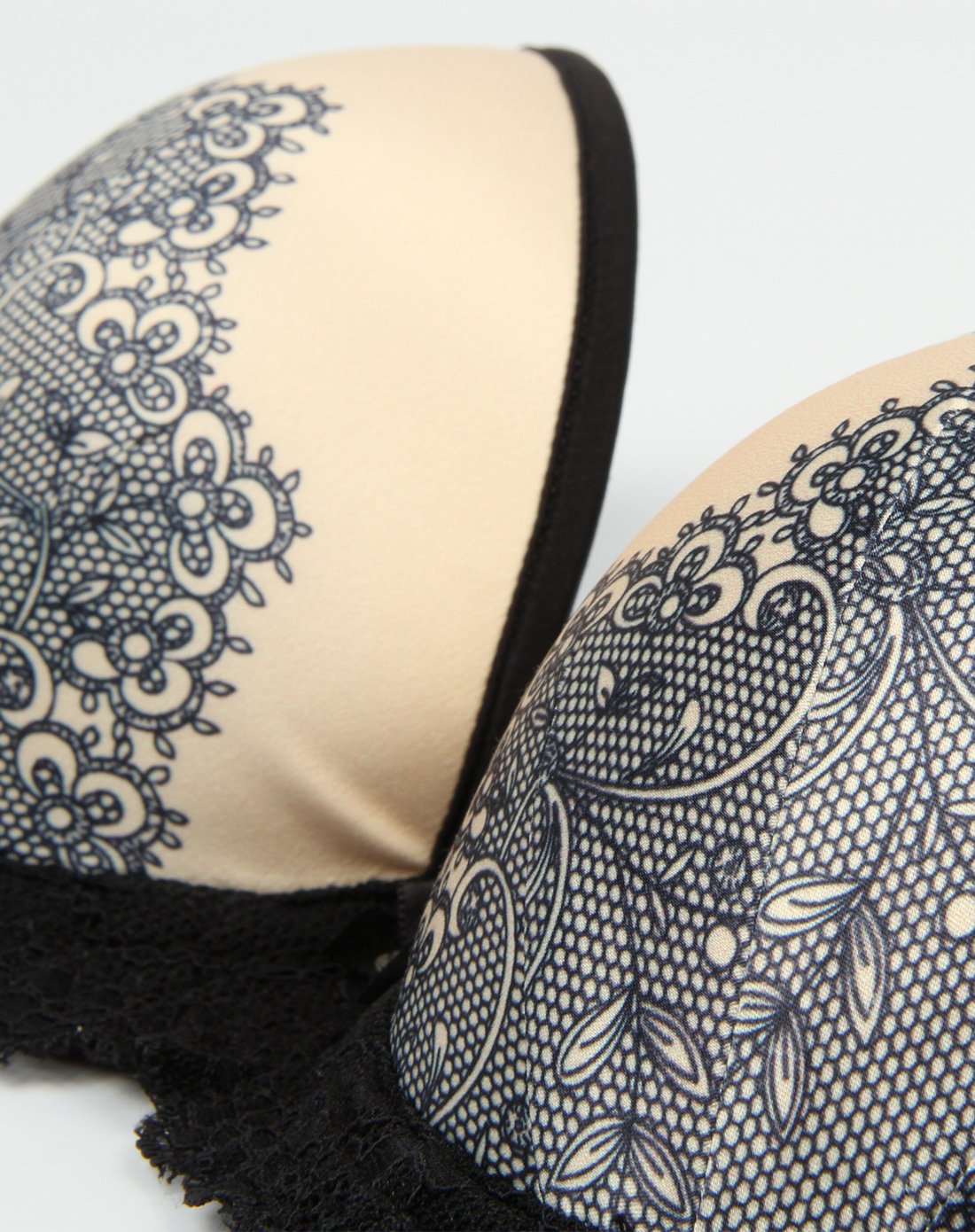 布迪设计舒适聚拢文胸模杯围内衣