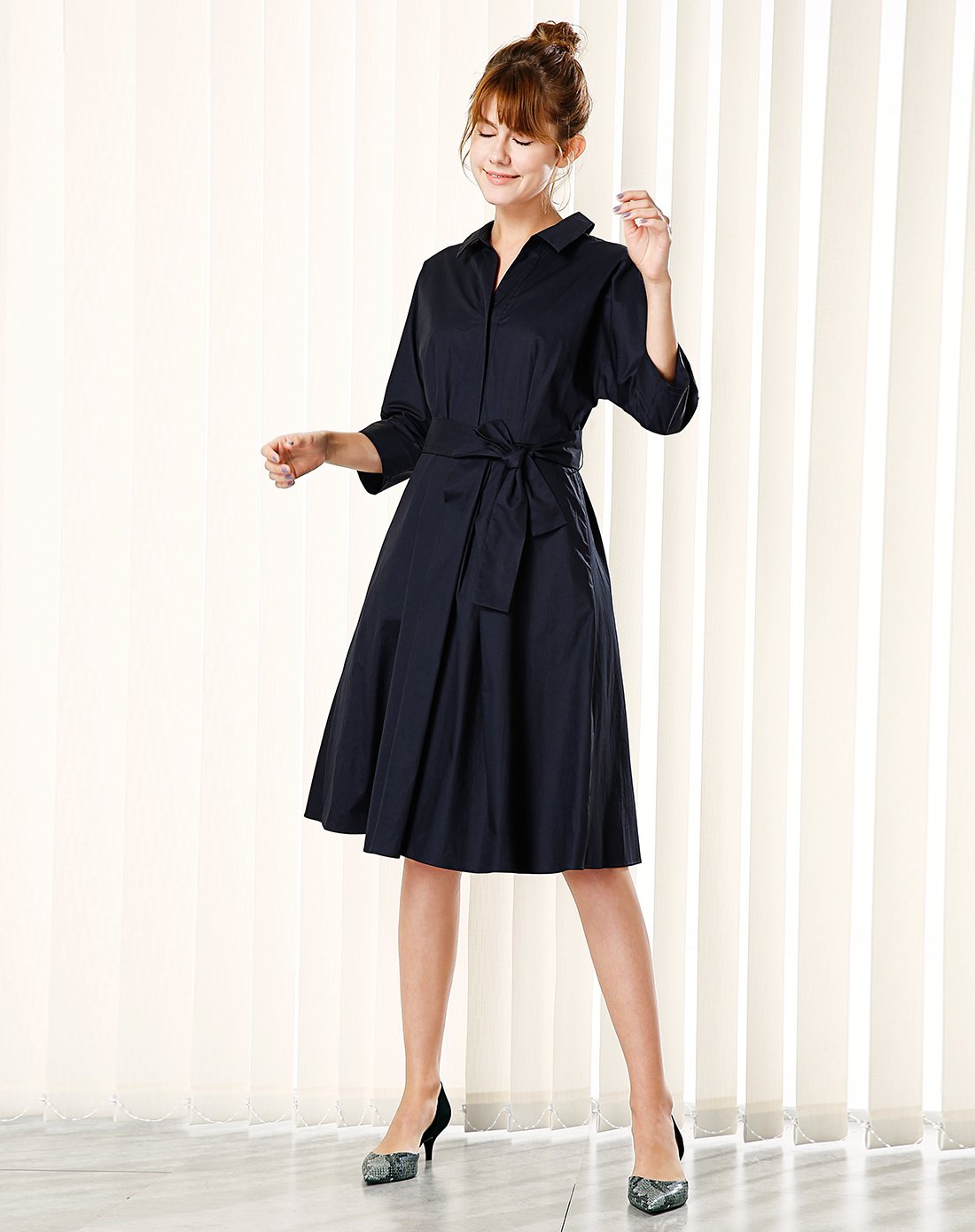 osa欧莎秋冬款 藏蓝色polo领通勤系带中长裙修身连衣裙