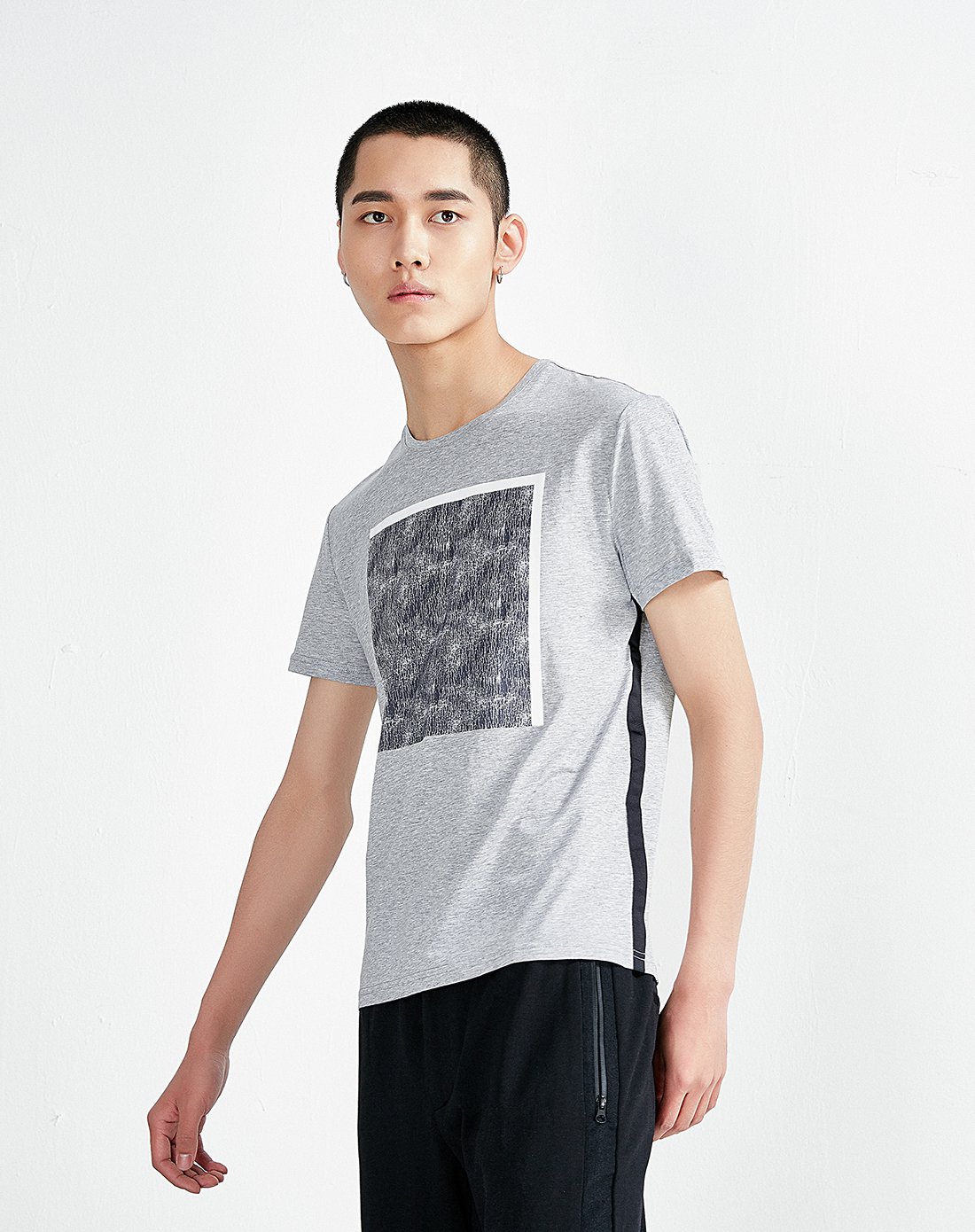 时尚无领短袖t恤