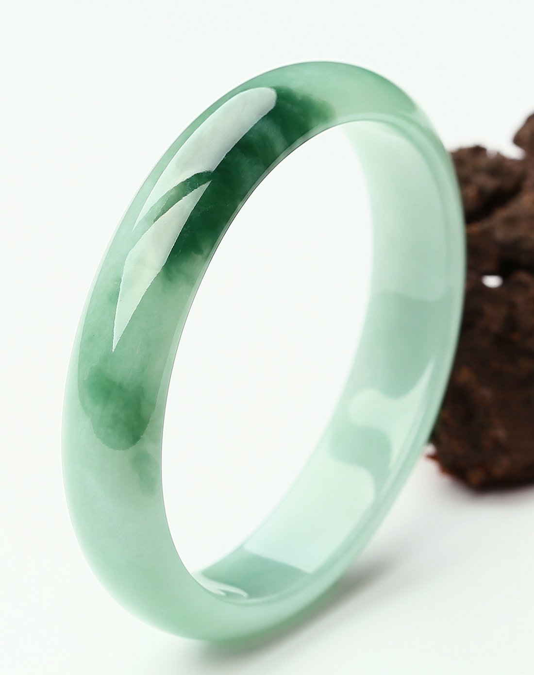 一品翠 天然翡翠a货细腻飘兰花时尚贵妃镯