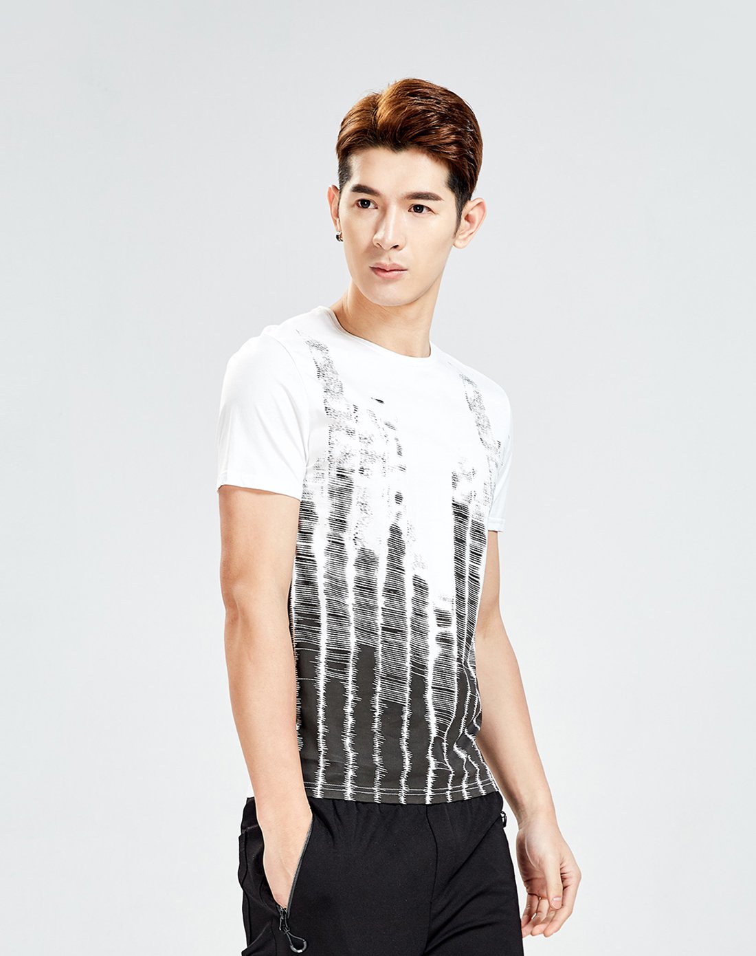 舒适无领短袖t恤