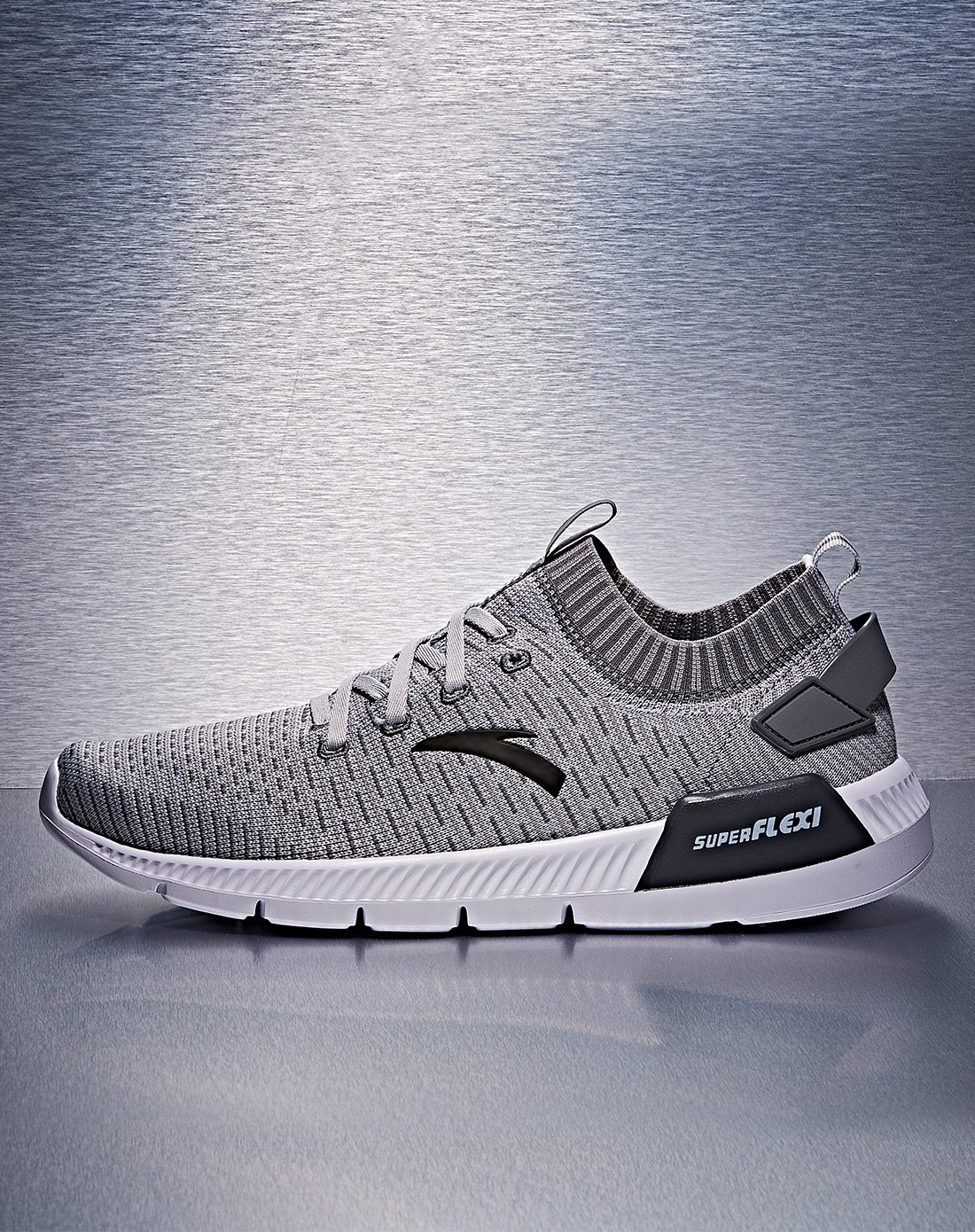 安踏男士运动专场编织面透气 男款运动跑鞋 跑步系列11725550-5_唯品