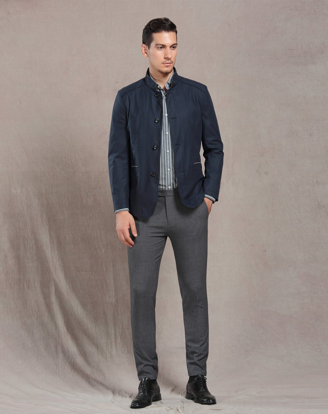 立领针织里商务休闲便装