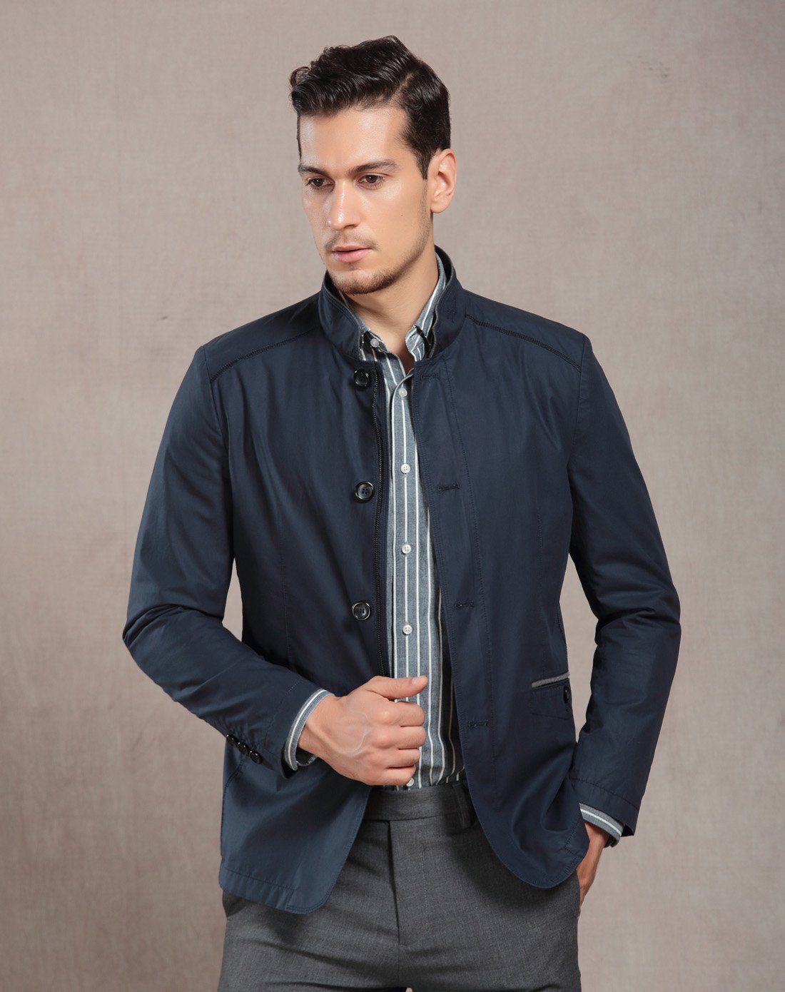 立领针织里商务休闲便装