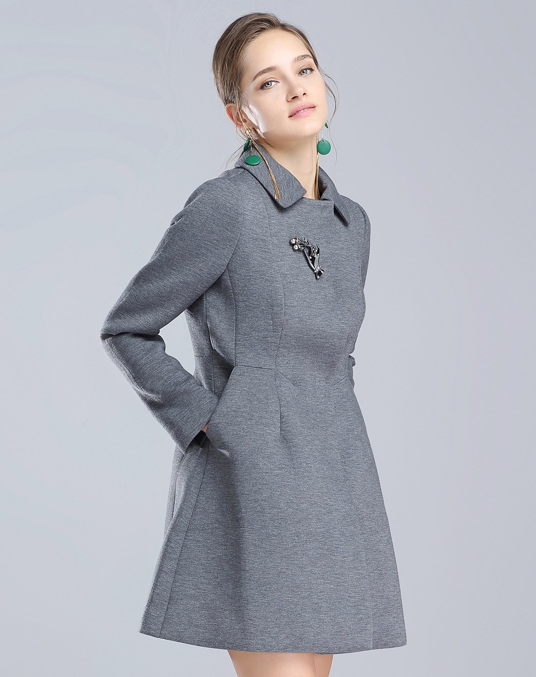 时尚空气层面料百搭风衣