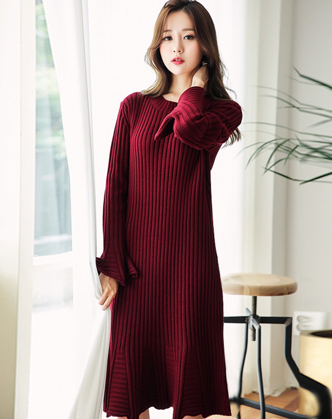 2018秋季新款韩版女装连衣裙秋装春秋冬ol风轻熟气质纯色喇叭袖打底