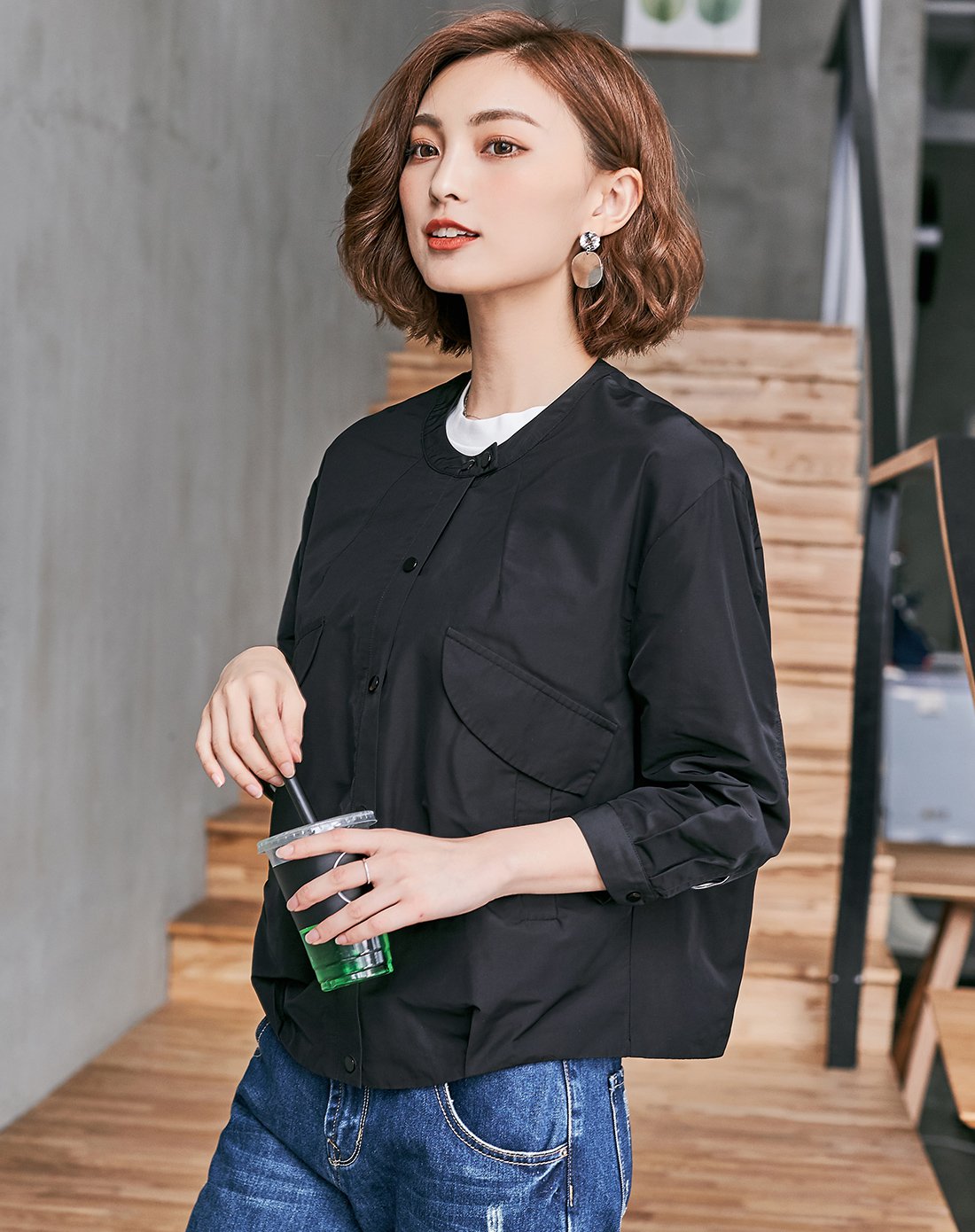 女款休闲简约通勤落肩圆领夹克外套