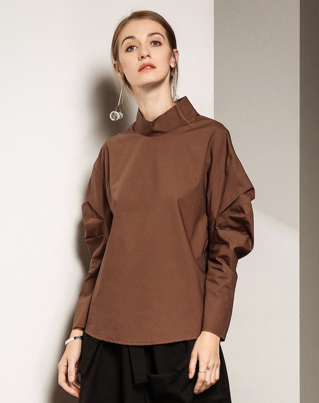 tendre秋冬女士极简风高领羊腿袖衬衫