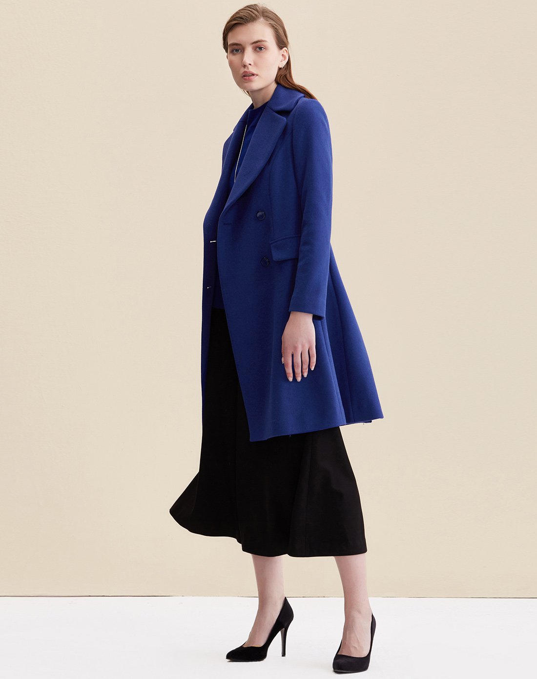 舒朗【新品】端庄大气翻领修身显瘦中长款羊毛大衣