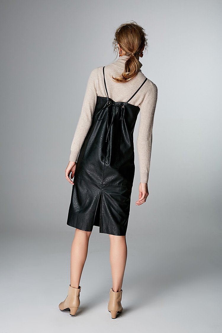 潮流深v宽松百搭女款春装吊带皮裙