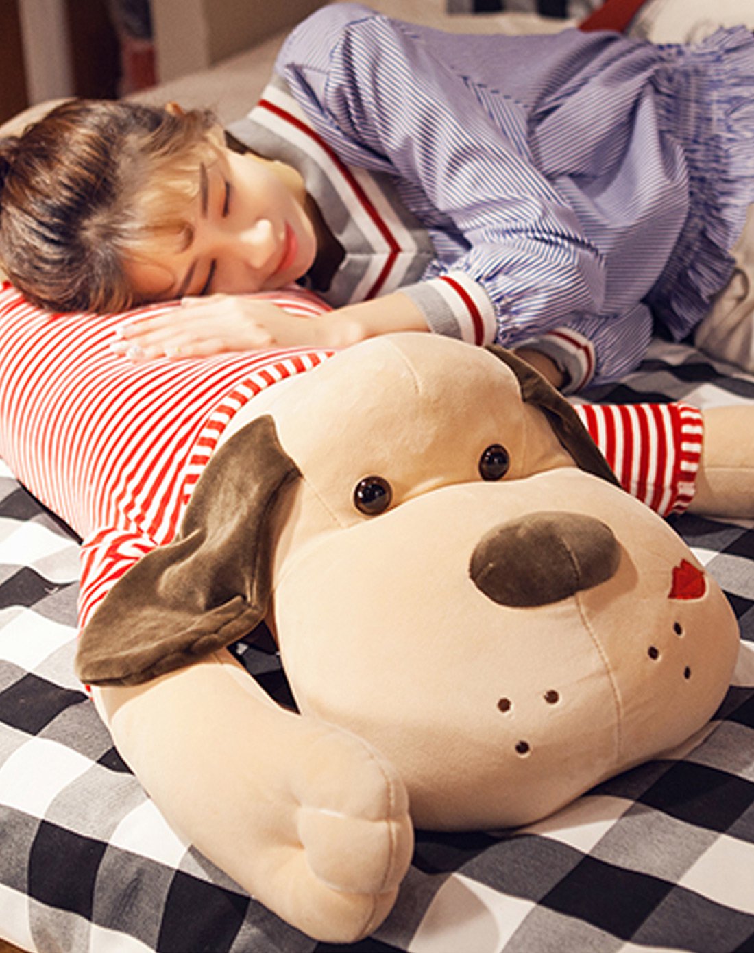 趴趴狗超弹羽绒棉毛绒玩具宝宝玩偶公仔睡觉抱枕男女生礼物红唇大头狗