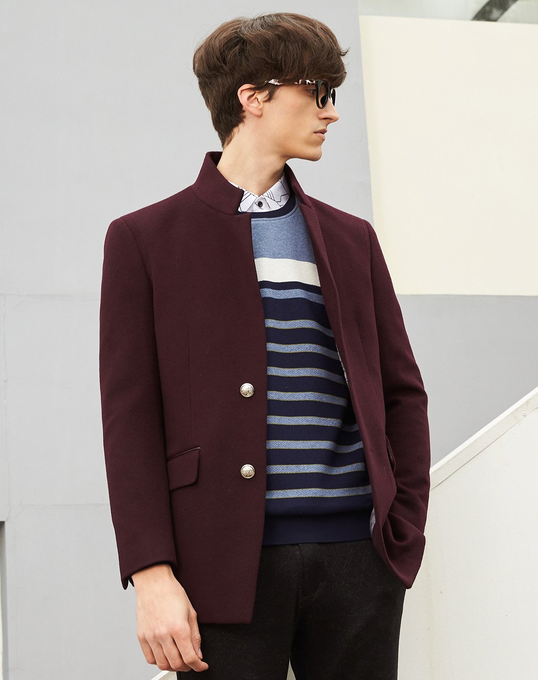 男士时尚立翻领羊毛休闲西服