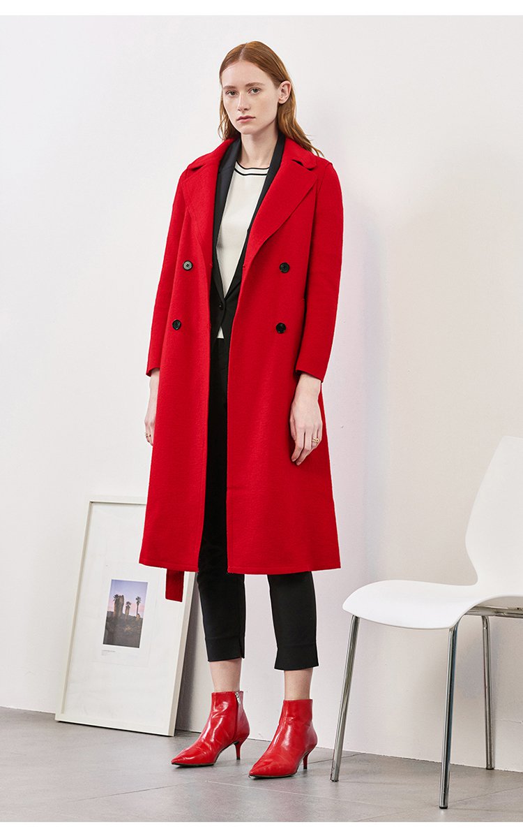 大翻领a摆时尚毛呢大衣