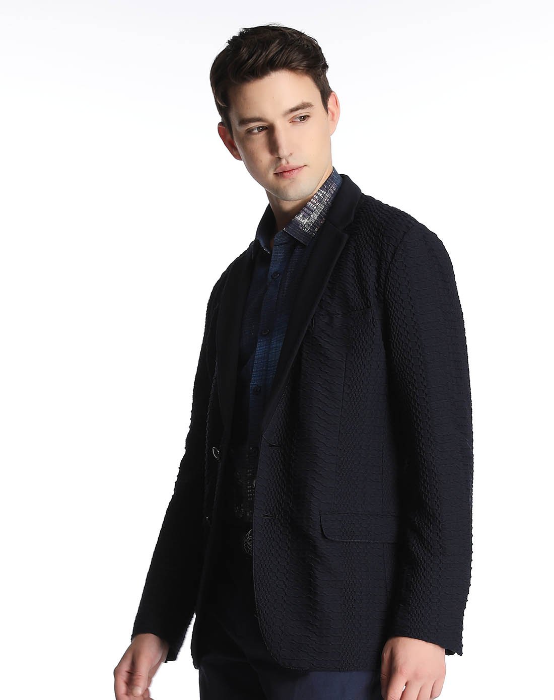 文雅时尚不规则立体纹男士单西服