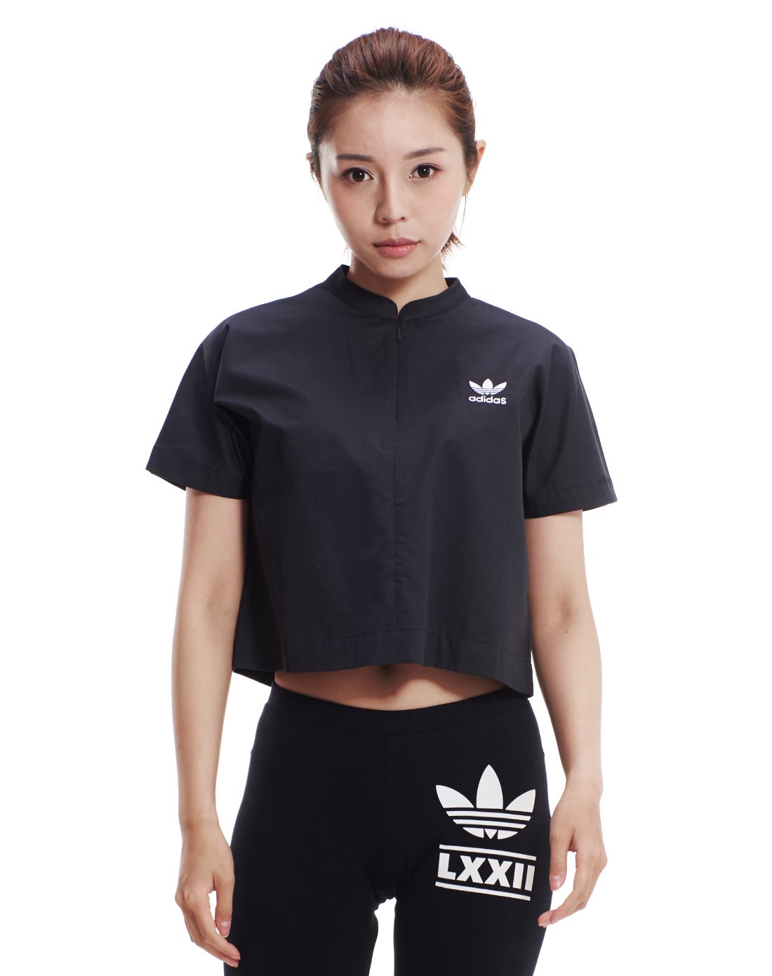 阿迪达斯adidas 三叶草系列 舒适透气 女款短袖t恤 黑色 30