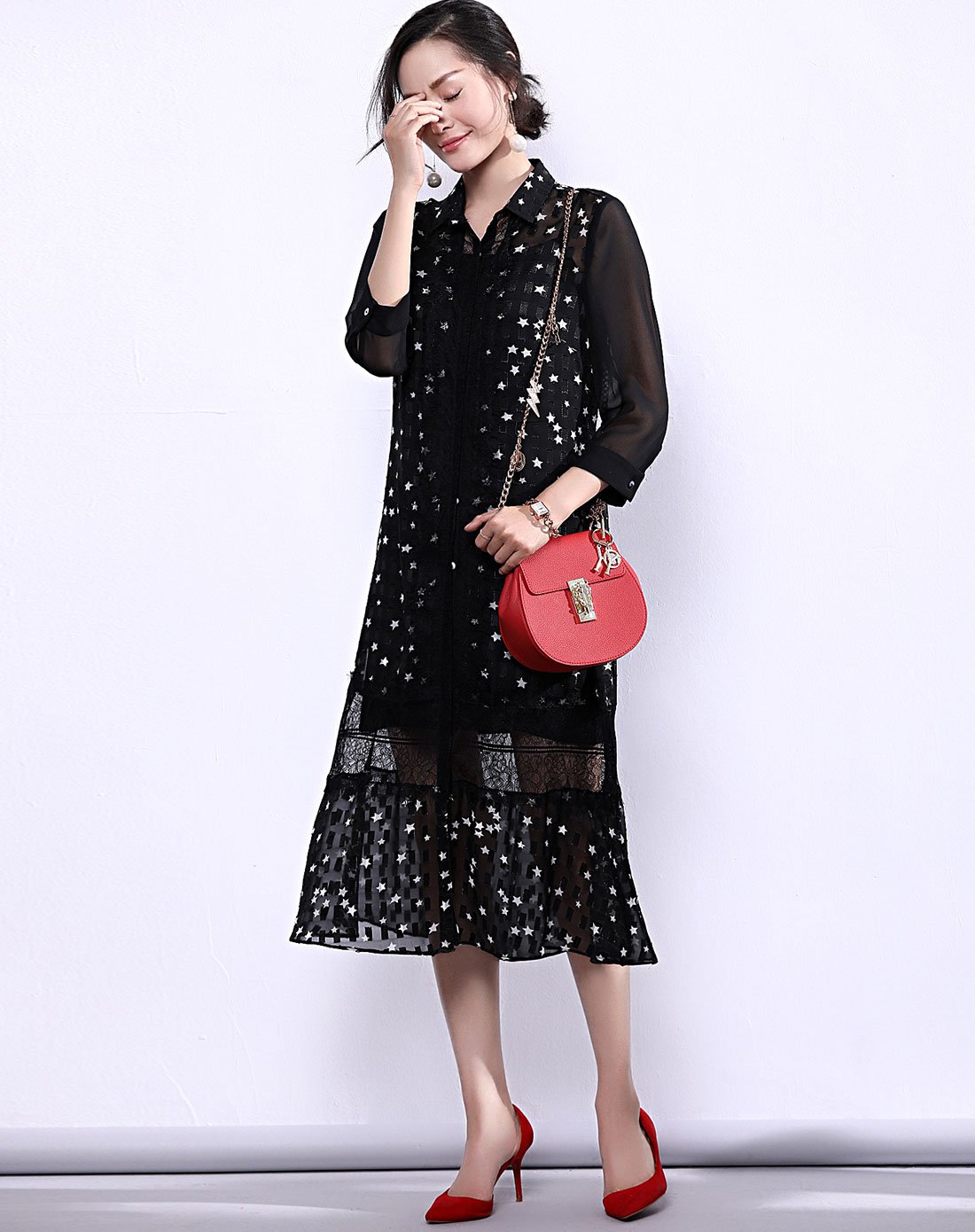 沙发sofa 2018新款百搭显瘦气质碎花雪纺拼接蕾丝七分袖连衣长裙 黑底