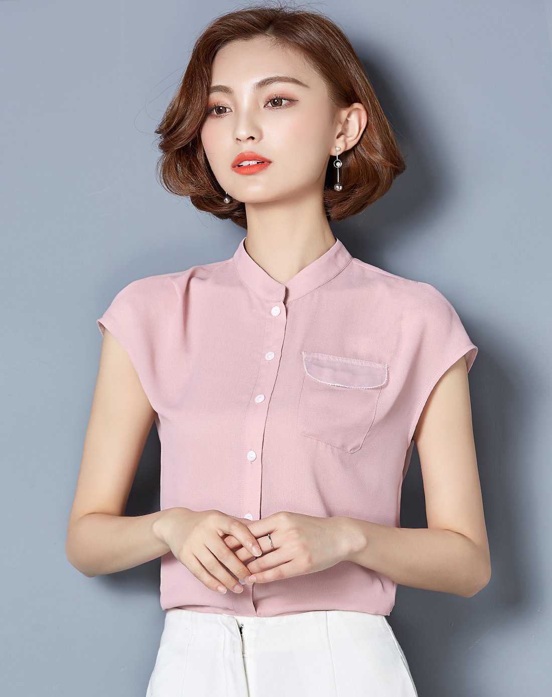 短袖衬衫女款纯色上衣优雅通勤时尚盖肩袖休闲百搭单排扣立领女士衬衫