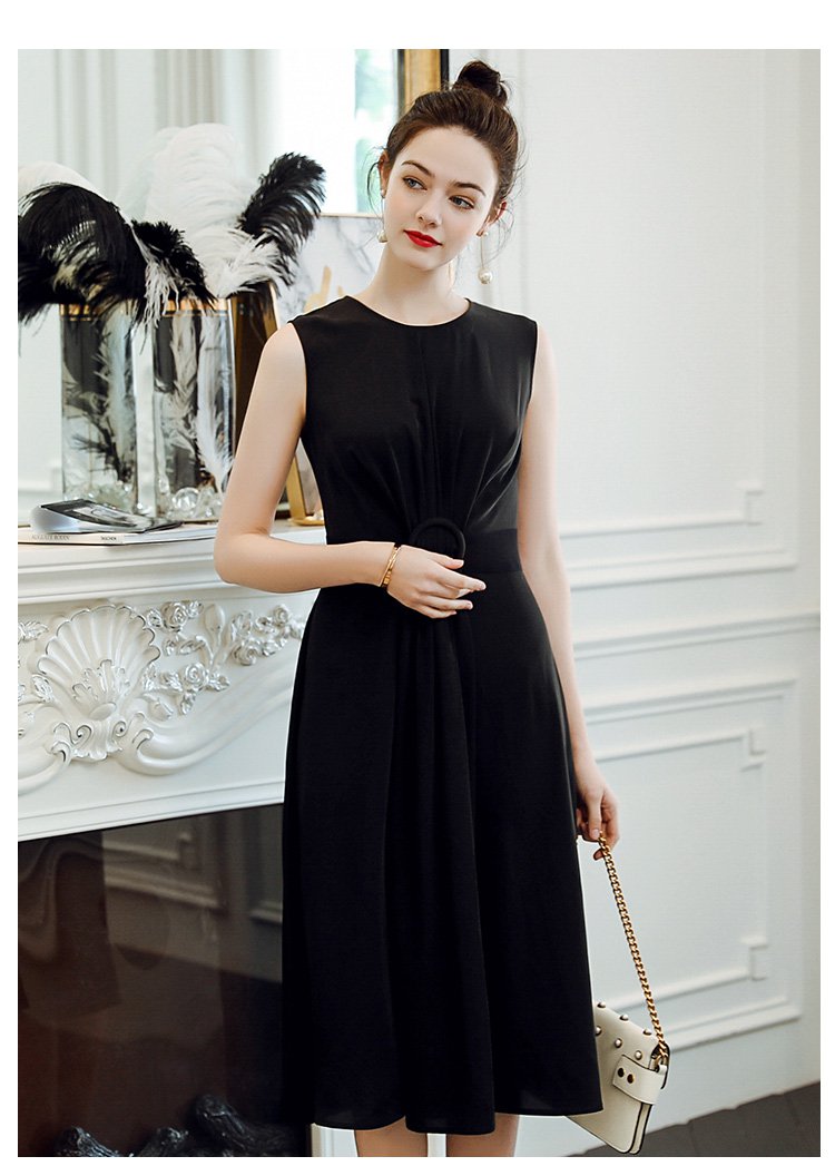夏装新款复古小黑裙大伞摆收腰无袖晚礼服裙修身显瘦连衣裙
