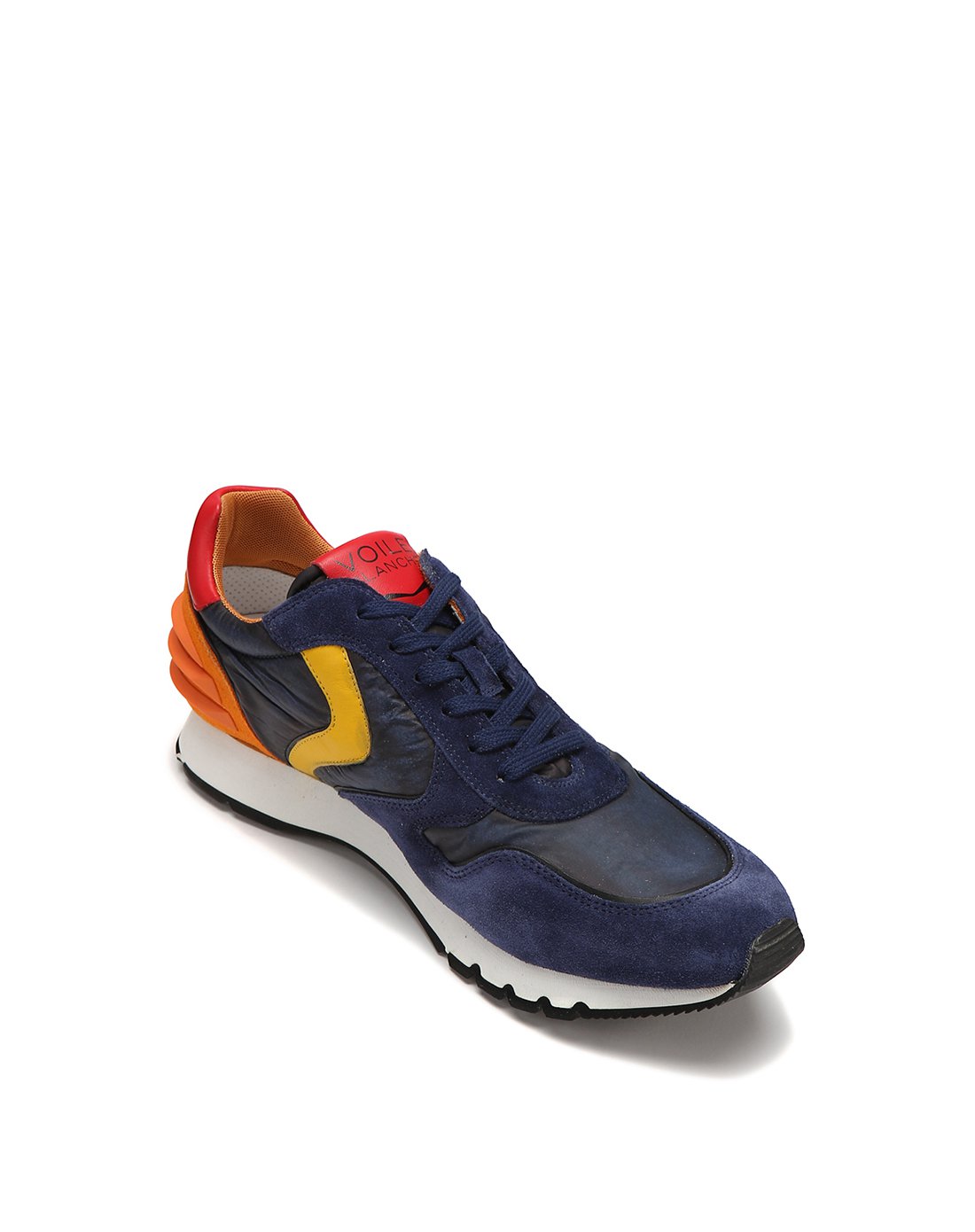 voile blanche 维拉白简约城市运动鞋男