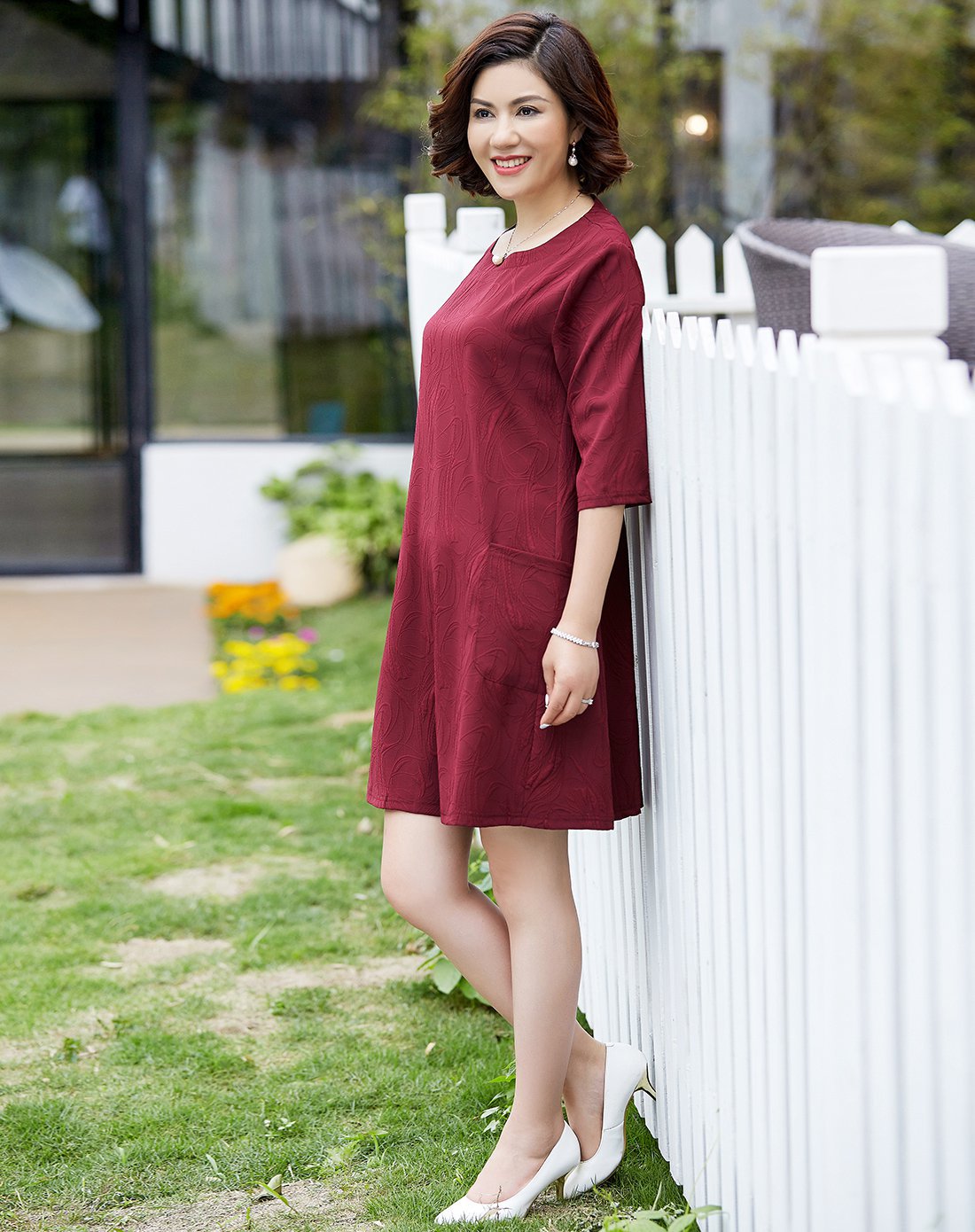 中年时尚纯色裙子中老年妈妈装中袖连衣裙