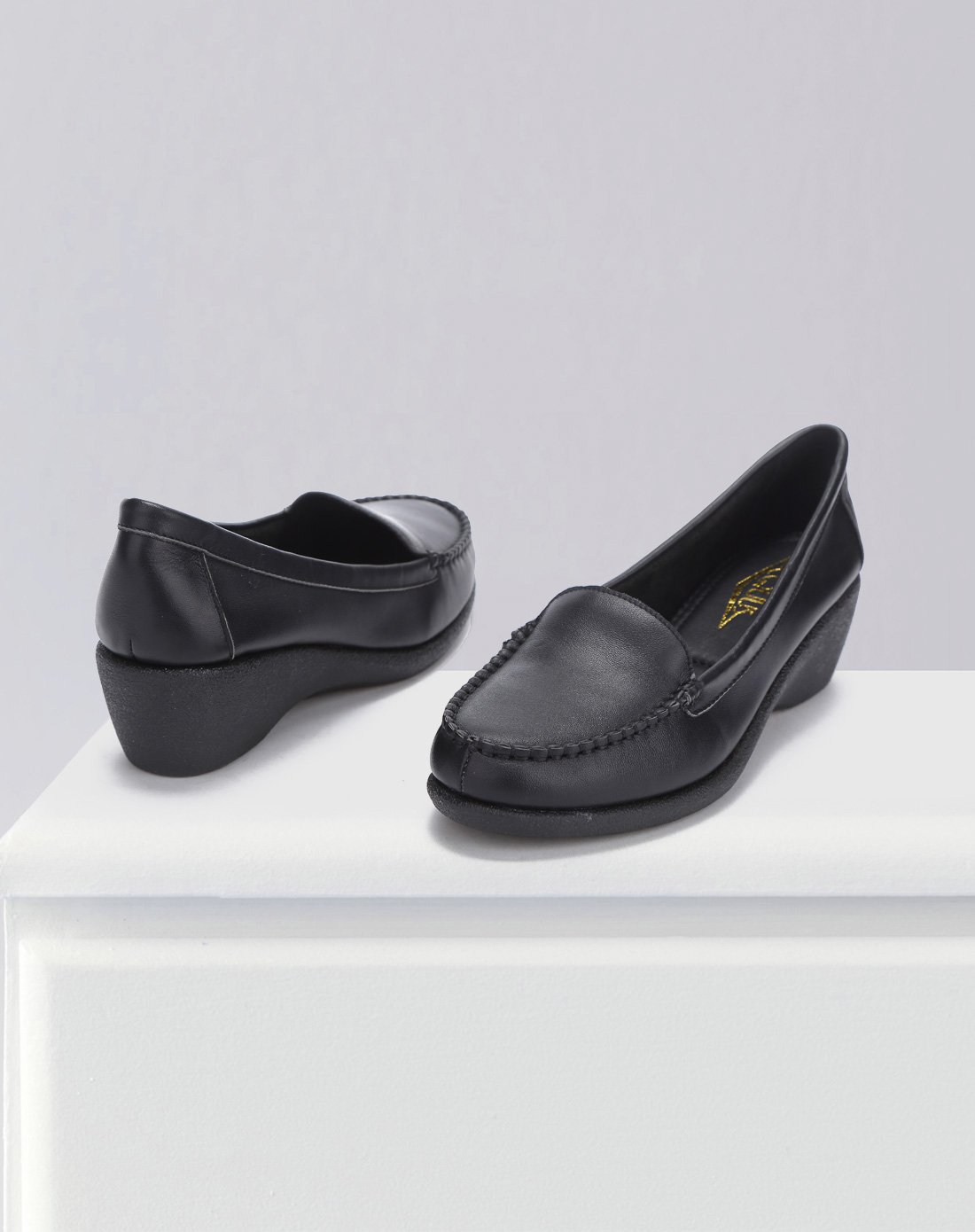 i酷equus 女鞋反季清仓专场牛皮休闲深口套脚单鞋0s2ca177a60105_唯品