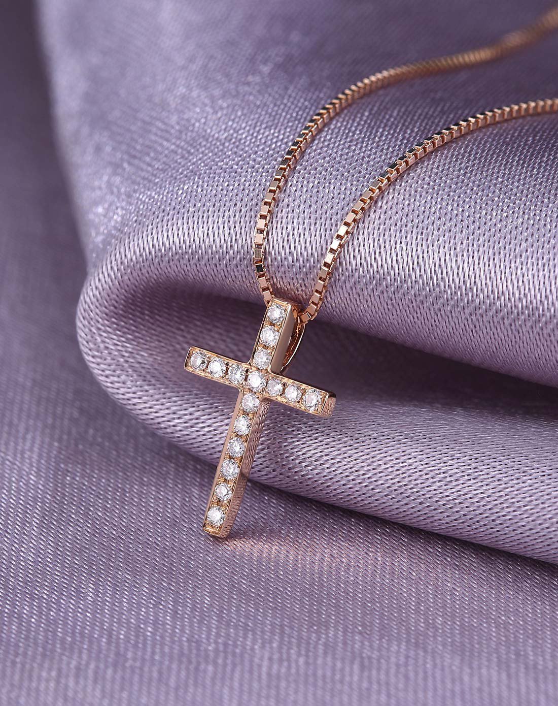 千禧之星 爱的信仰18k金十字架钻石吊坠项链锁骨链520礼物