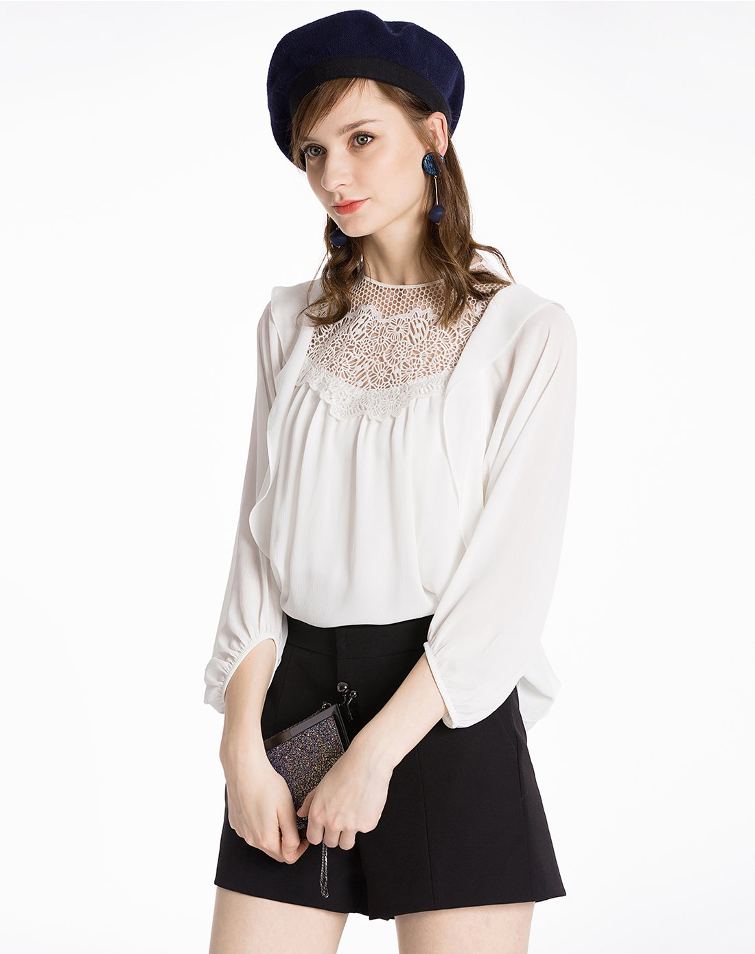 春装荷叶边装饰弹力袖口镂空前胸领女款衬衫雪纺衫衬衫