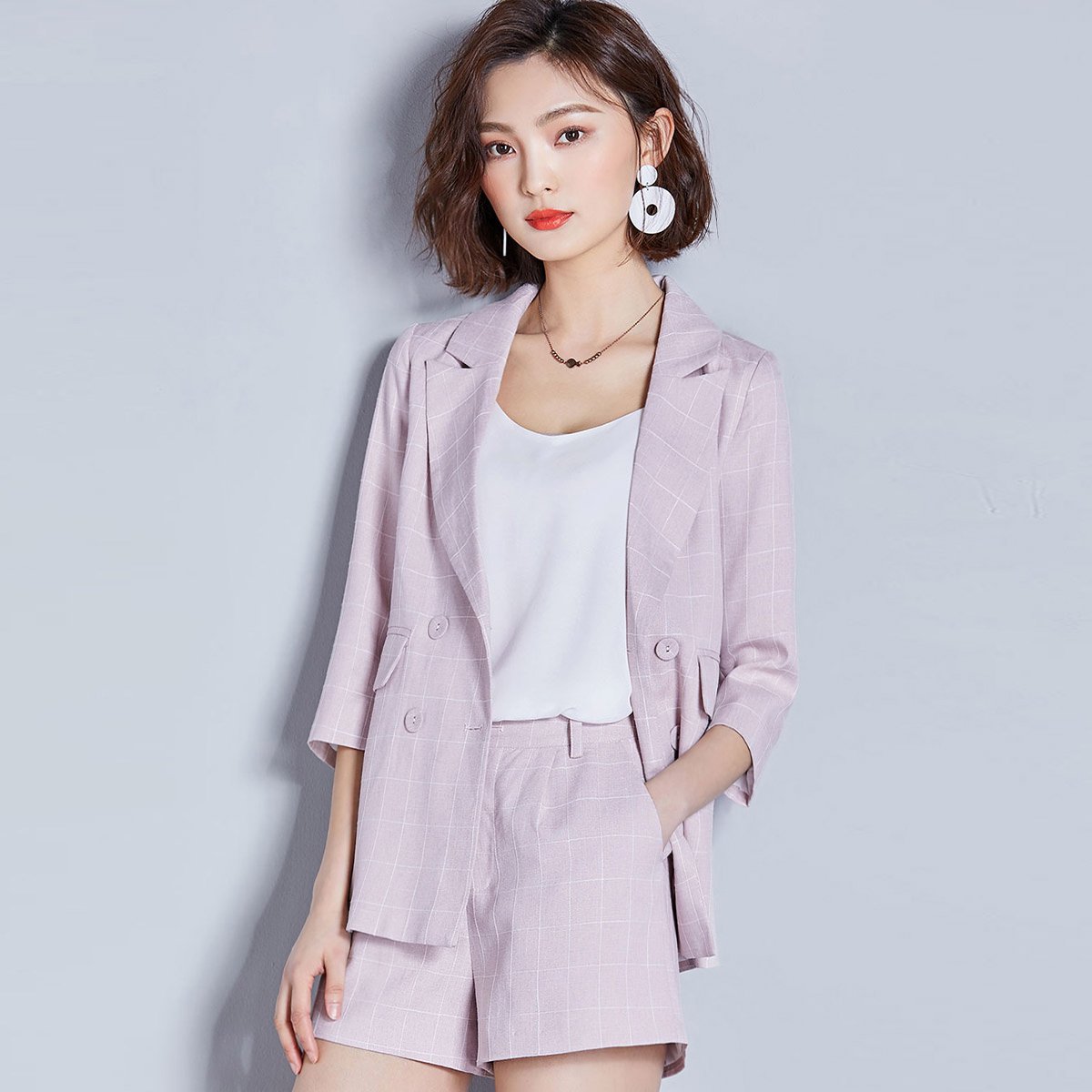 【2018夏新品】夏季时尚套装女款优雅套装休闲时尚女款格子西装外套