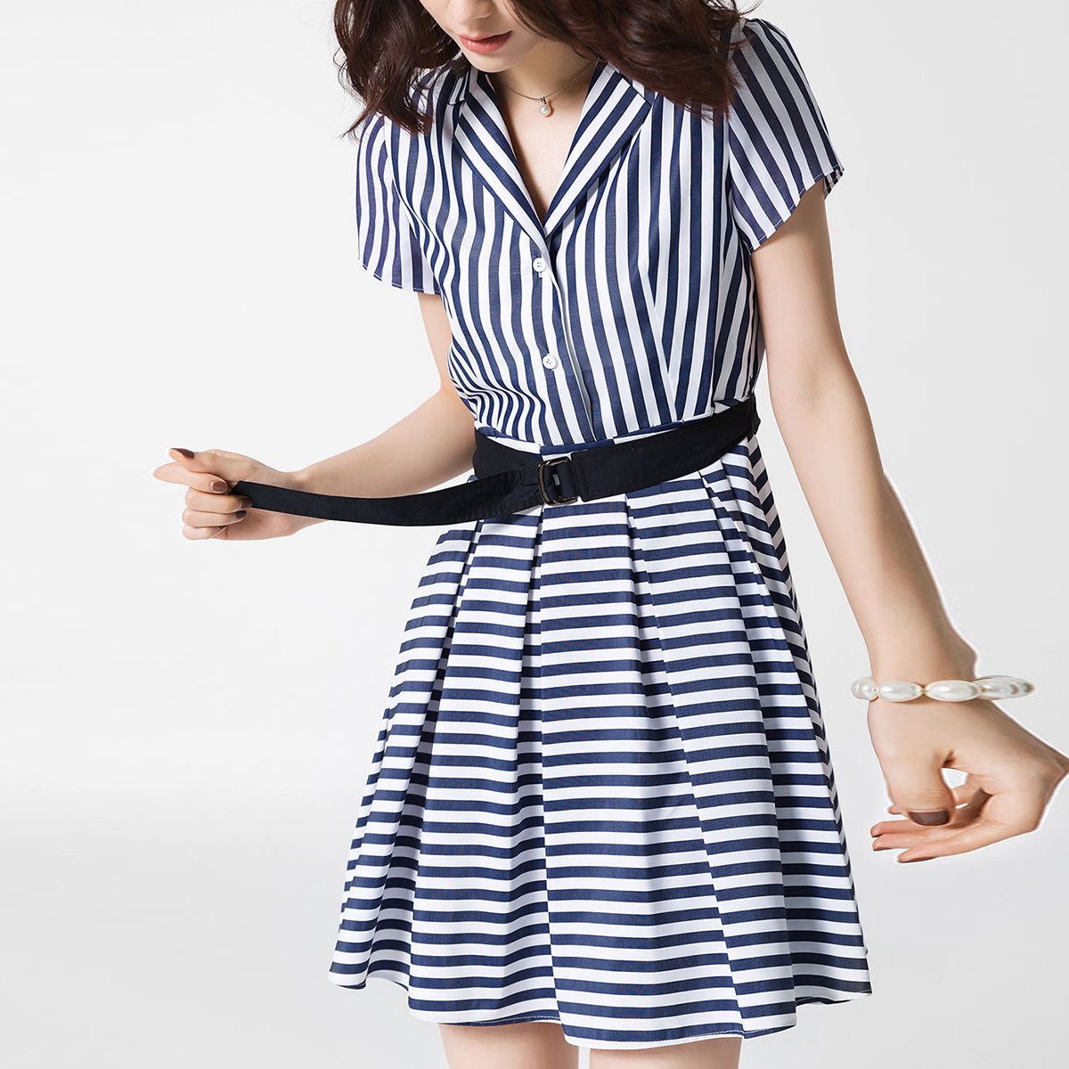 艺元素夏装2018新款高腰休闲显瘦条纹裙子女夏修身时尚通勤连衣裙