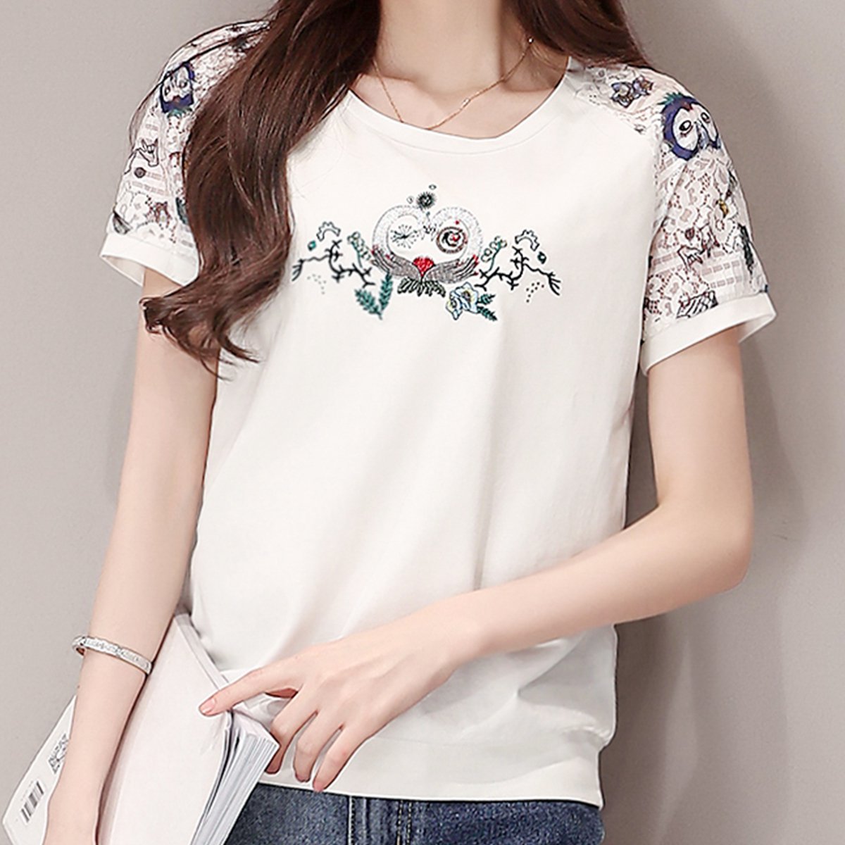 秋装夏装简约时尚圆领图案绣花短袖女款t恤