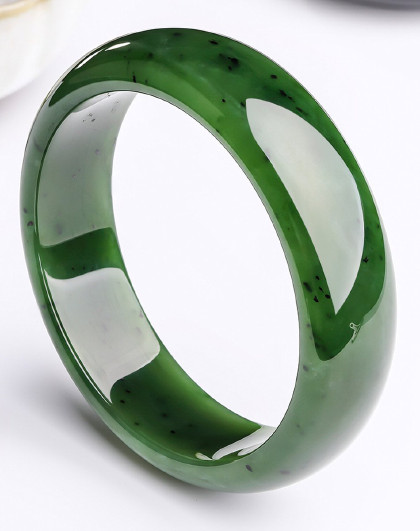 东方翡翠 天然优质温润菠菜绿和田玉手镯/碧玉手镯/玉手镯