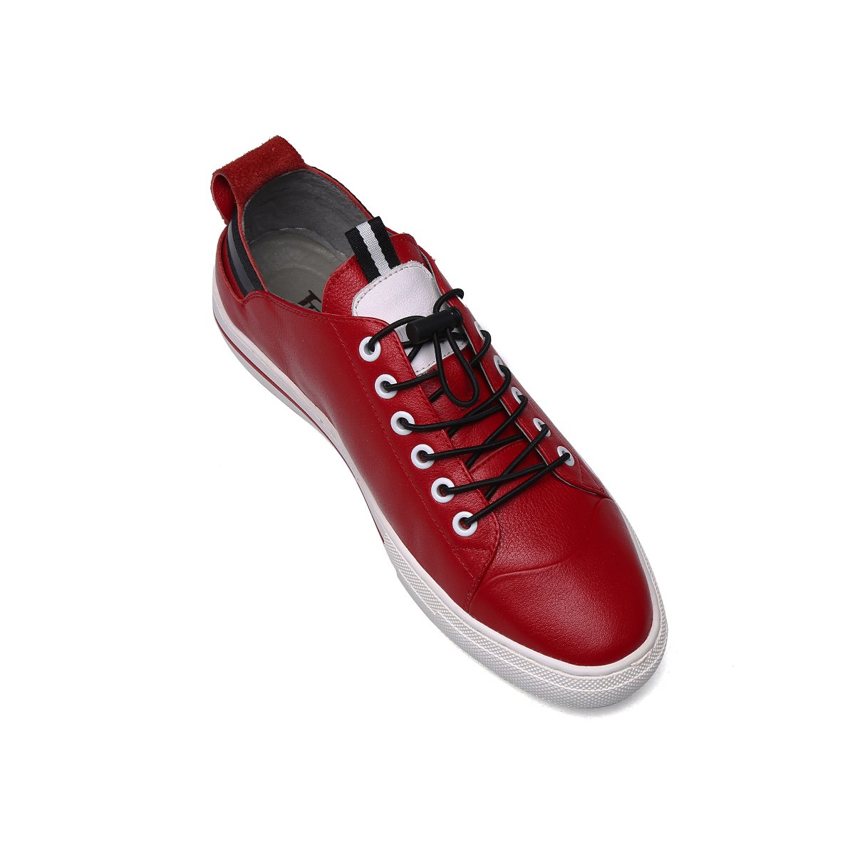 吉尔达2018新品潮鞋牛皮运动休闲男舒适板鞋男鞋