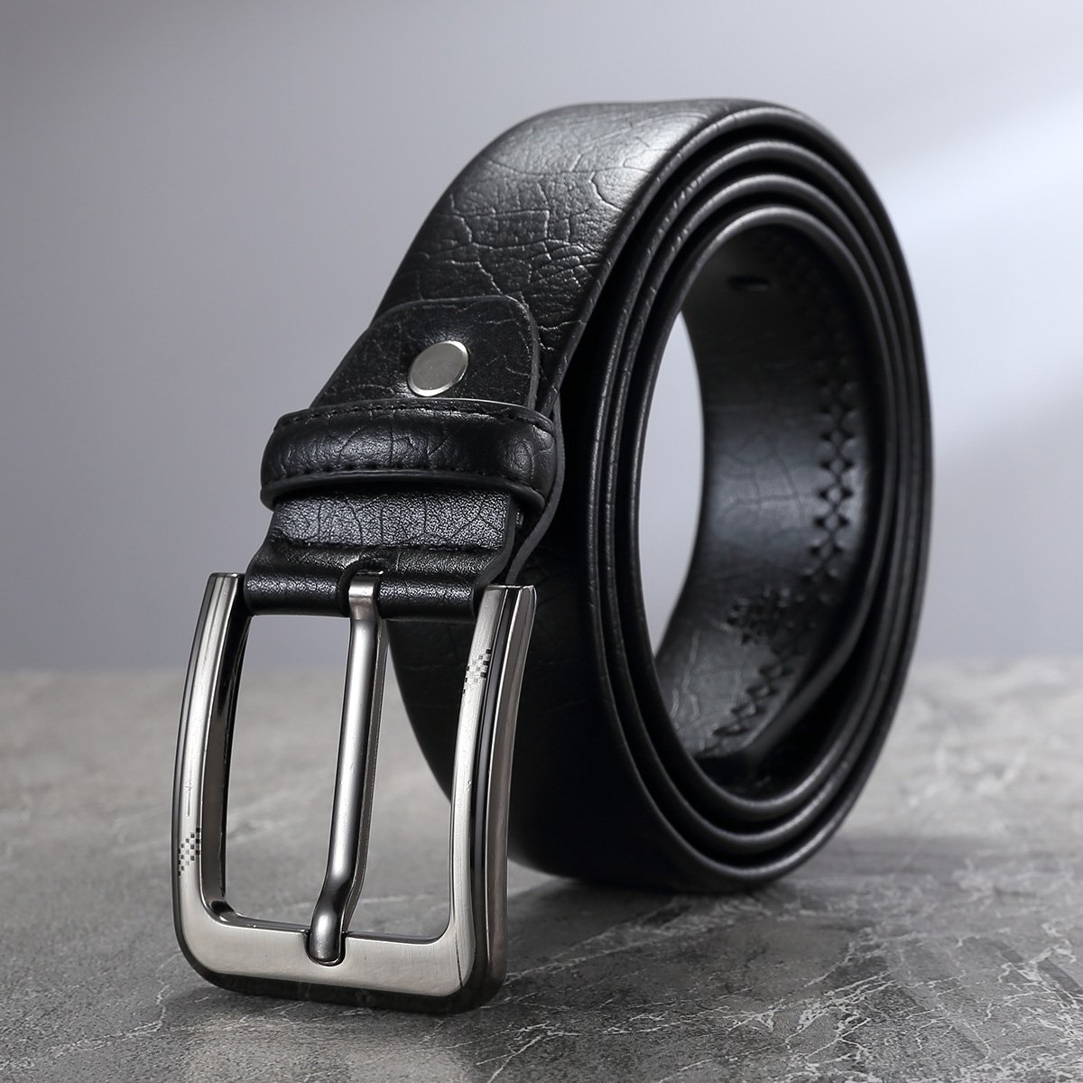 商务休闲时尚男士便捷舒适皮带暗黑格裤腰带男士裤带男士腰带男士牛皮