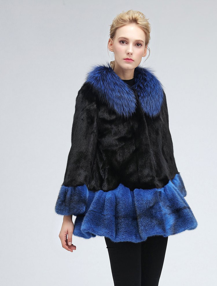 女款时尚狐狸毛领水貂外套(整貂)