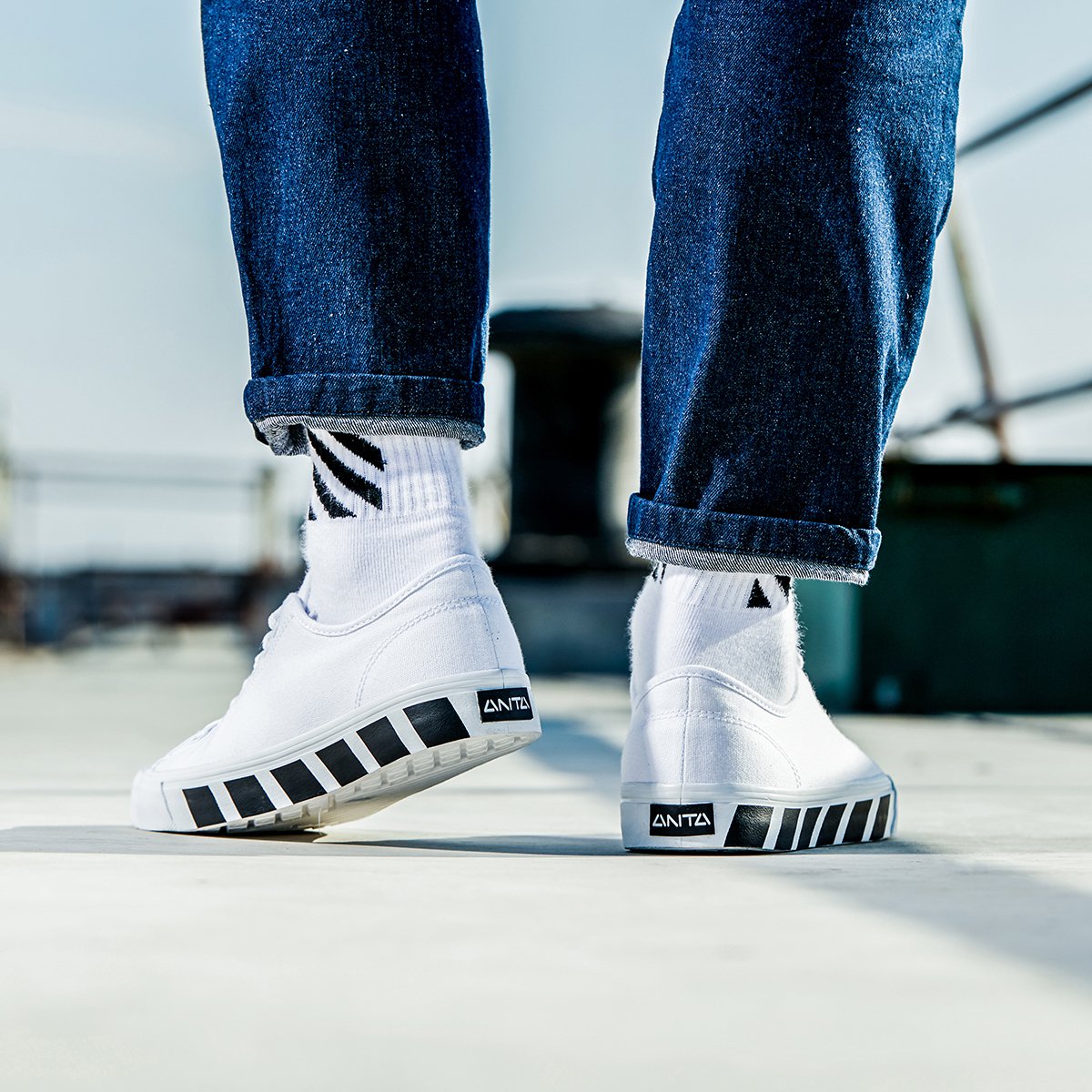 安踏帆布鞋男鞋新款学生超火慢跑潮流时尚拼色休闲经典硫化板鞋男