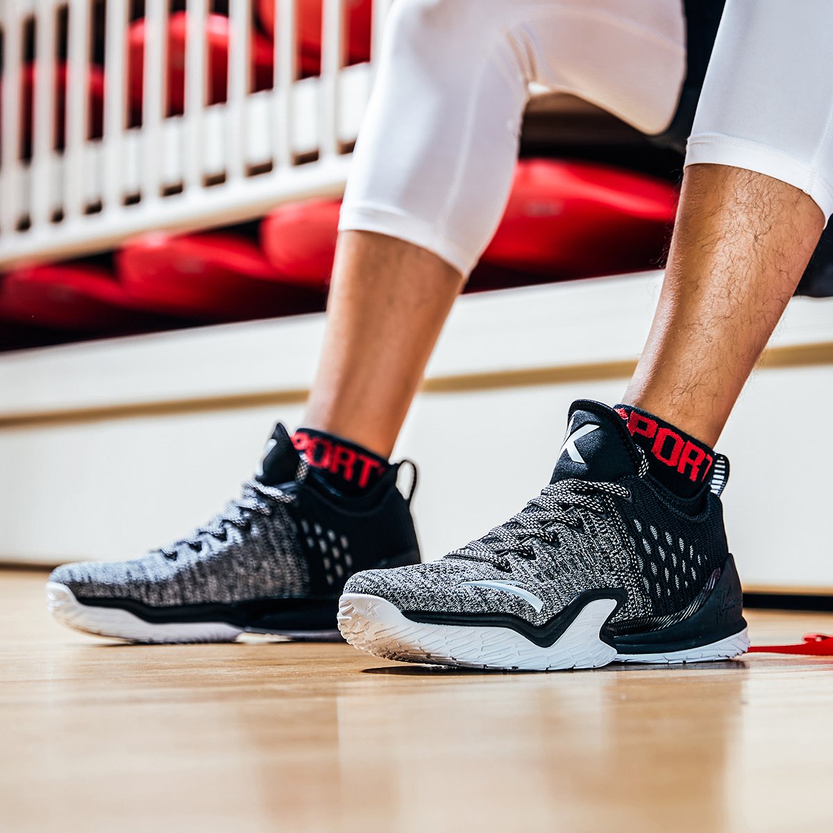 安踏 新款kt3汤普森 男款篮球鞋 篮球系列 2018新款