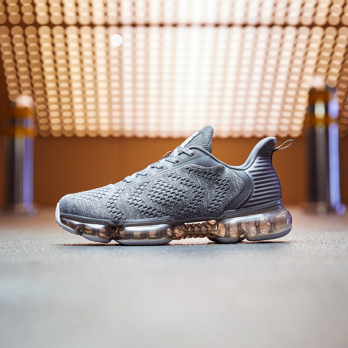 2018安踏seeed零界nasa系列 运动气垫 男款 跑鞋