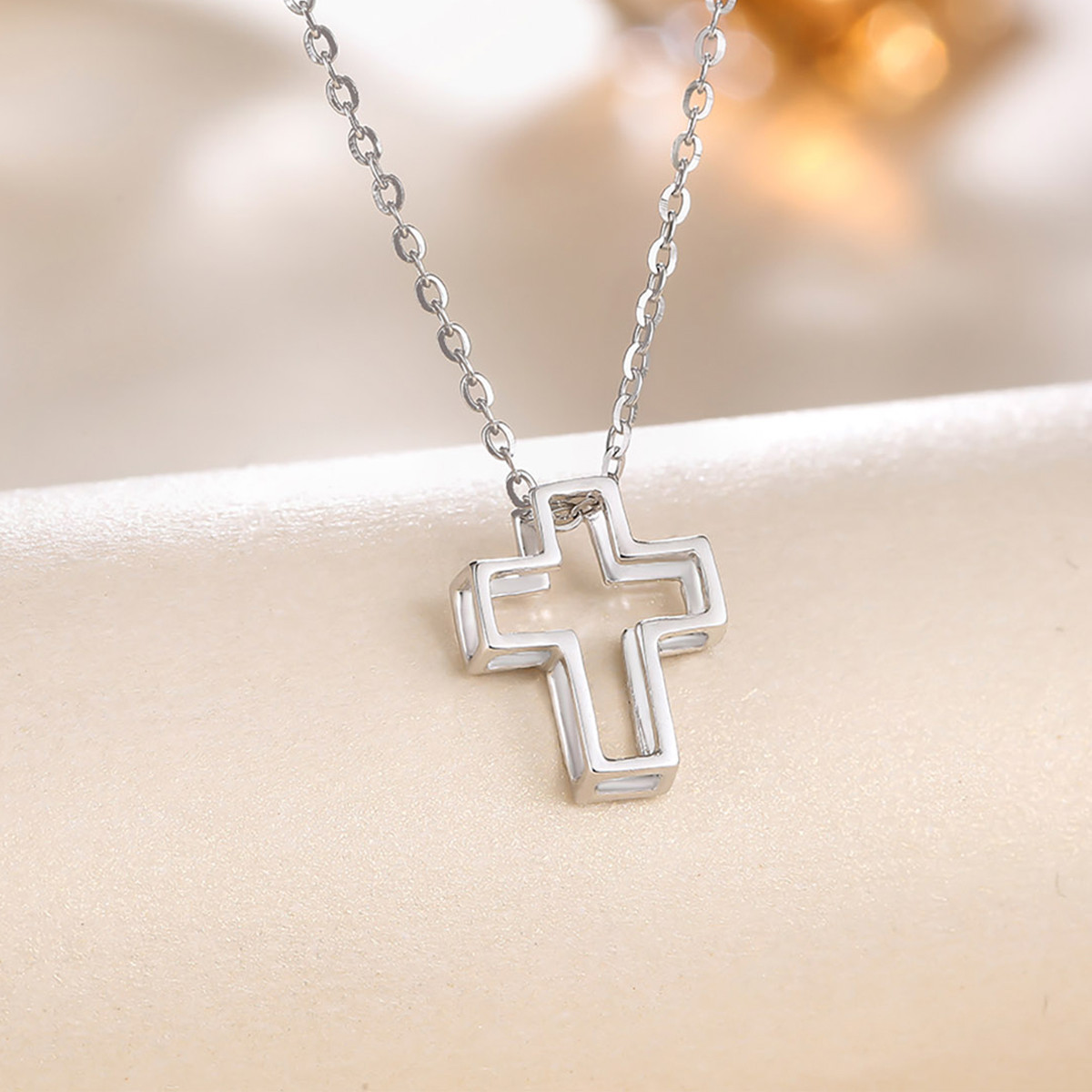 梦金园 铂金pt950十字架吊坠(不含链)