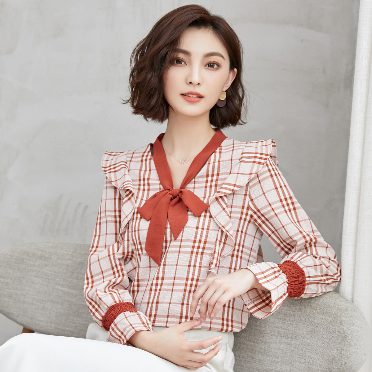 学院风衬衫上衣女款时尚浪漫荷叶边拼接撞色格纹精致淑女百搭女士衬衫