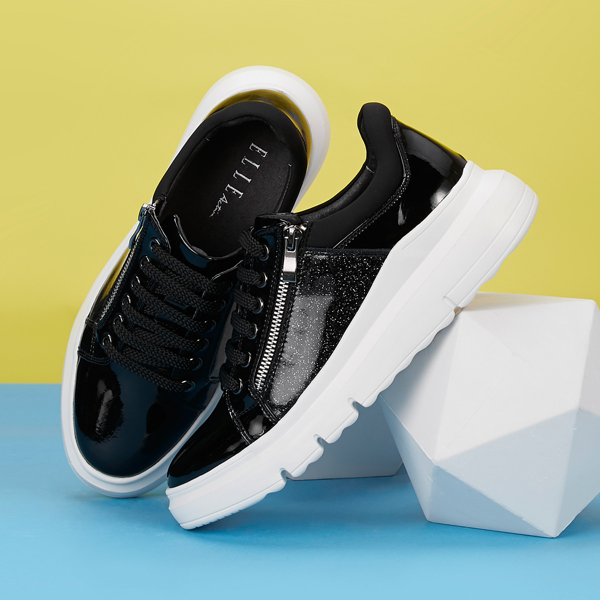 秋季轻时尚男鞋超细纤维合成革男休闲鞋