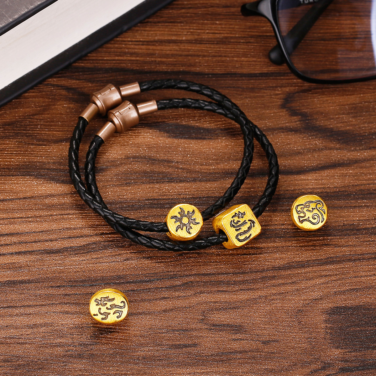 百泰3d硬金男士太阳转运珠(计价/送皮绳)