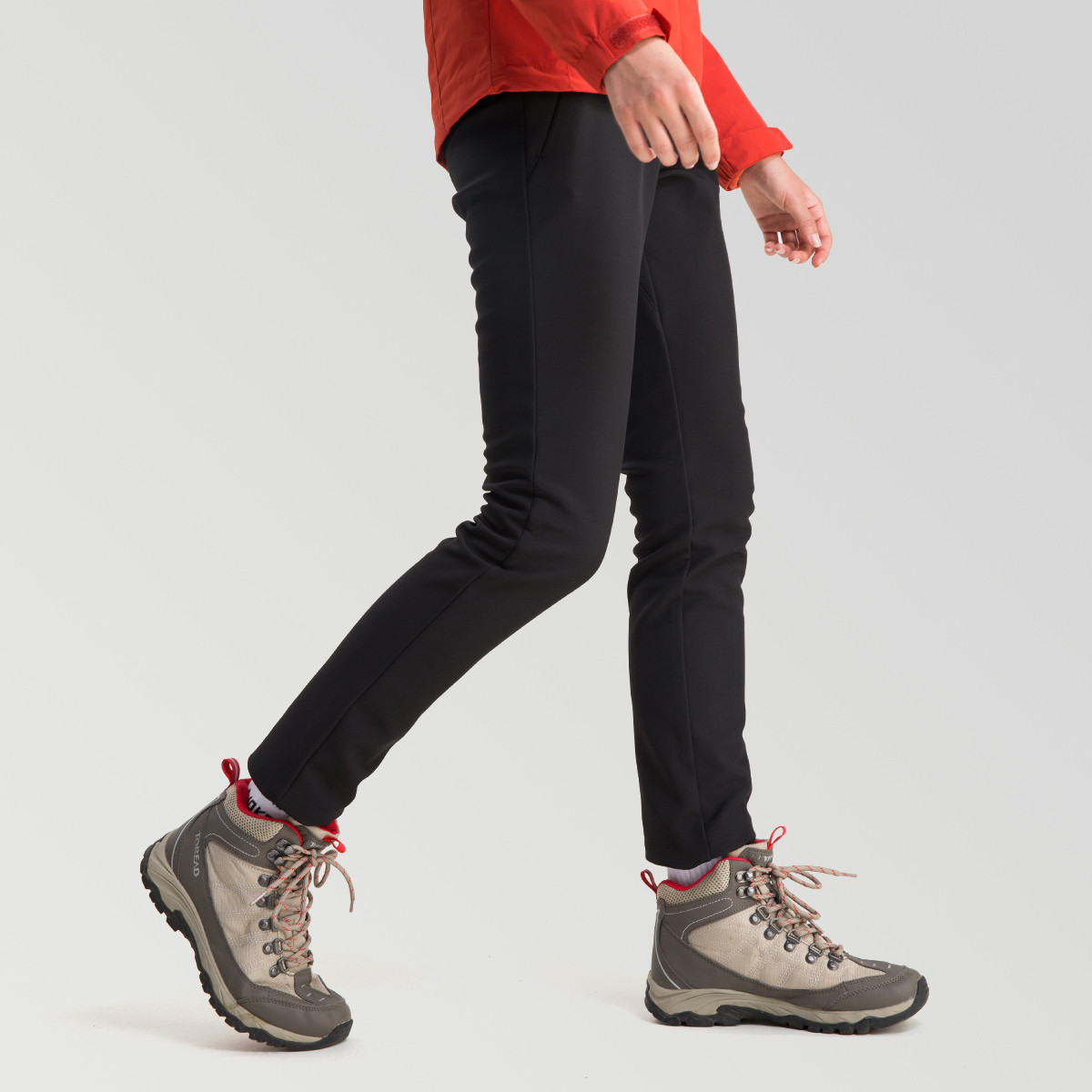 稻草人女款冲锋裤保暖软壳裤户外徒步登山女裤 防风防水运动女裤