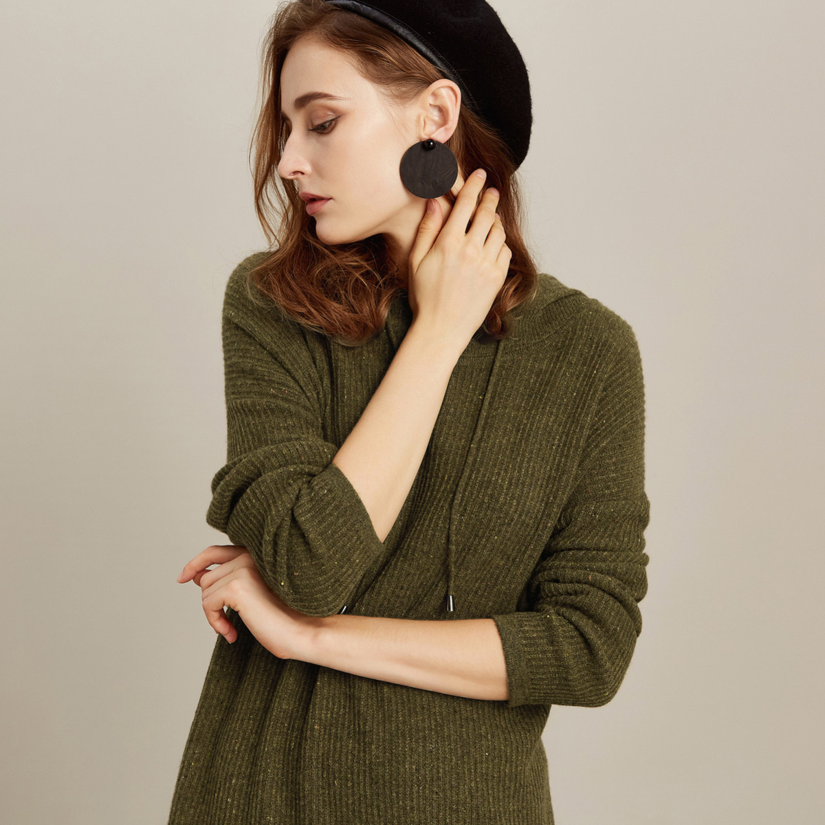 米皇帽子休闲保暖100%纯羊绒衫连帽连衣裙