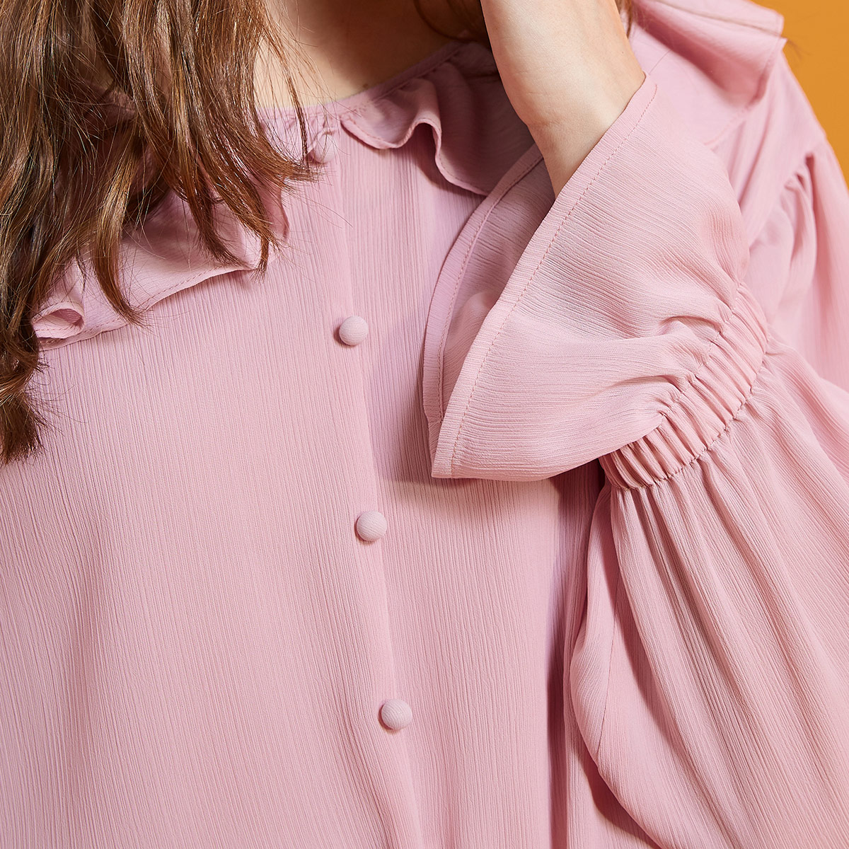 2019春装新款韩版纯色荷叶领宽松雪纺衫袖口收褶衬衫女