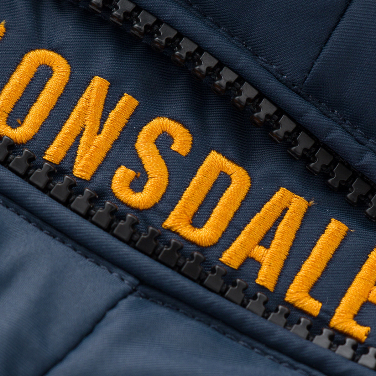 龙狮戴尔lonsdale 厚款连帽可拆卸防风防雪眼镜 男款保暖羽绒服 深蓝