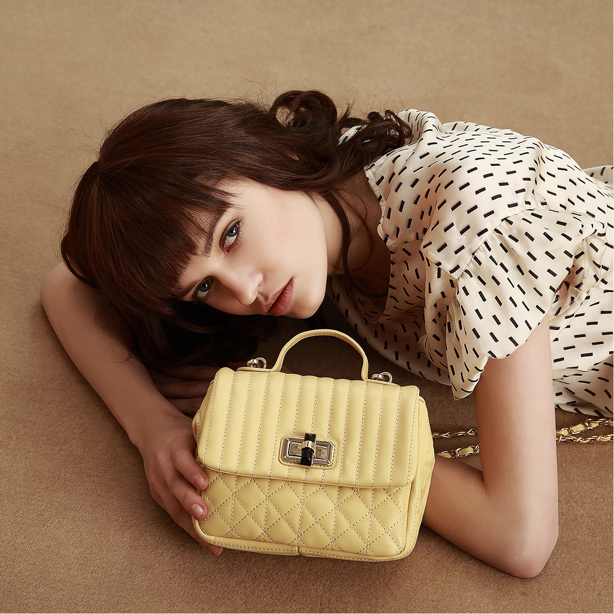 【唯品会】 迪桑娜迪桑娜真皮女包手提斜挎包单肩包菱格链条包8143as